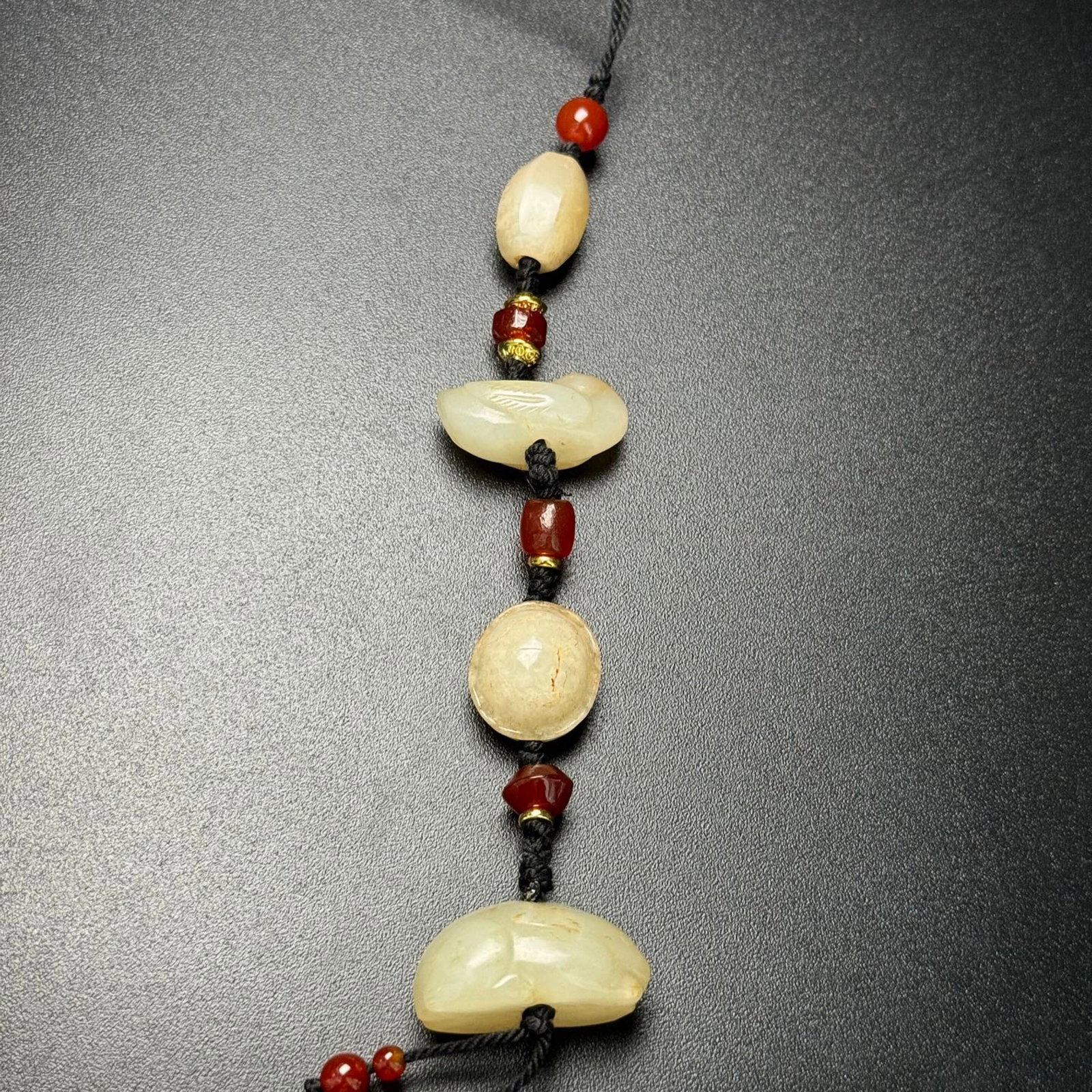 An Exquisite White Jade Pendant: An Exquisite White Jade Pendant,Western Zhou Dynasty,China,Size:130mmx31mmx15mm,Weight:36g 白玉挂件,中国西周时期