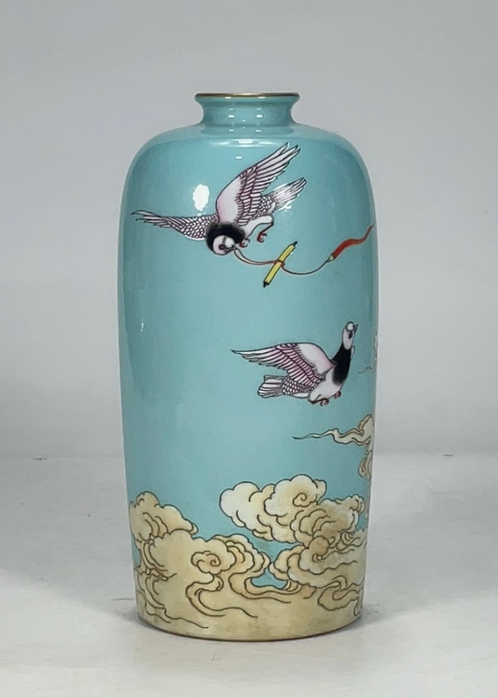 An Exquisite Turquoise Glazed Auspicious Cloud Pattern Vase - 3