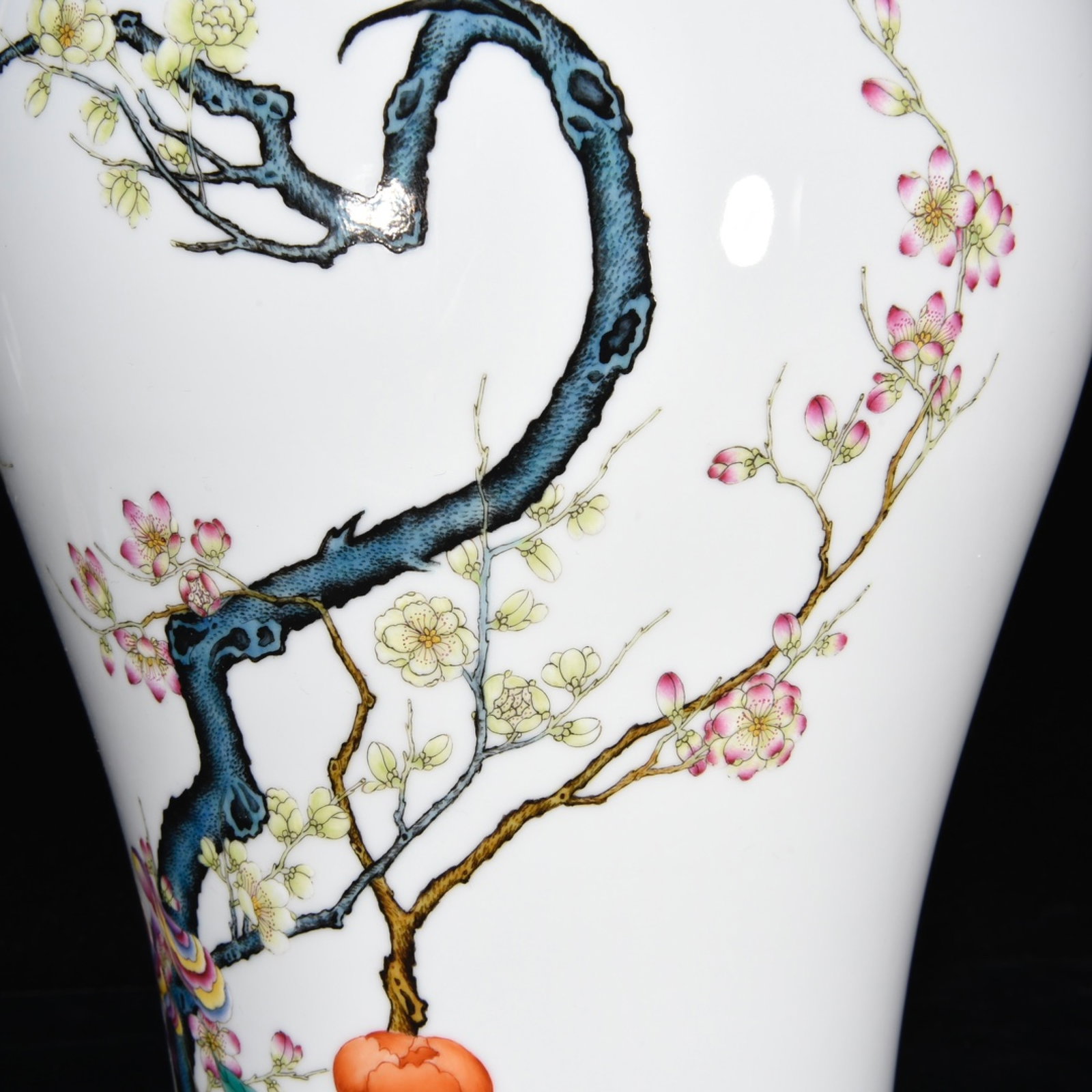 A Rare Enamel Flower Pattern Vase,with Poem - 5