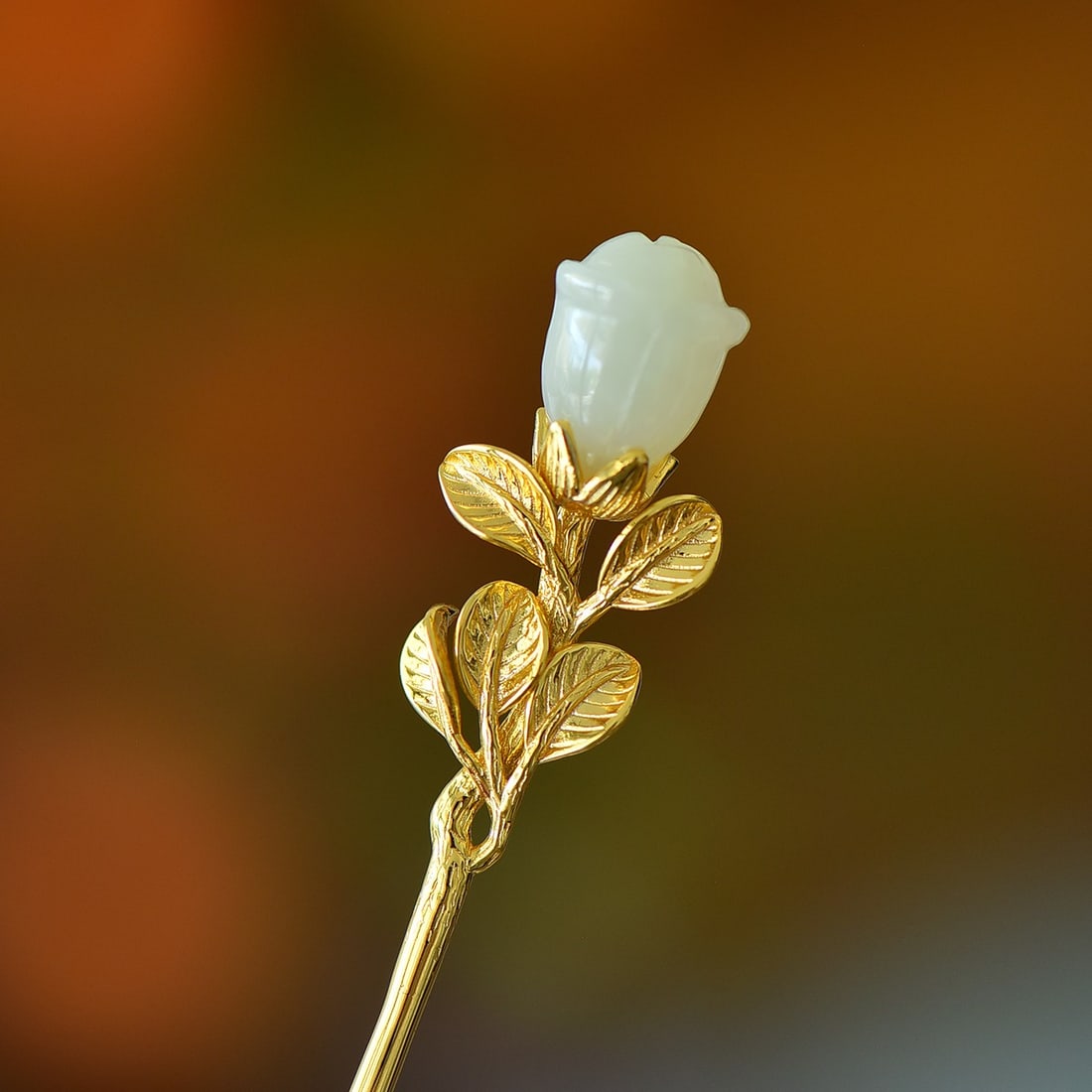 An Exquisite Sterling Silver-Gold Plated Inlaid White Jade Hairpin: An Exquisite Sterling Silver-Gold Plated Inlaid White Jade Hairpin,Size:10mmx14mm 纯银镀金镶白玉发簪