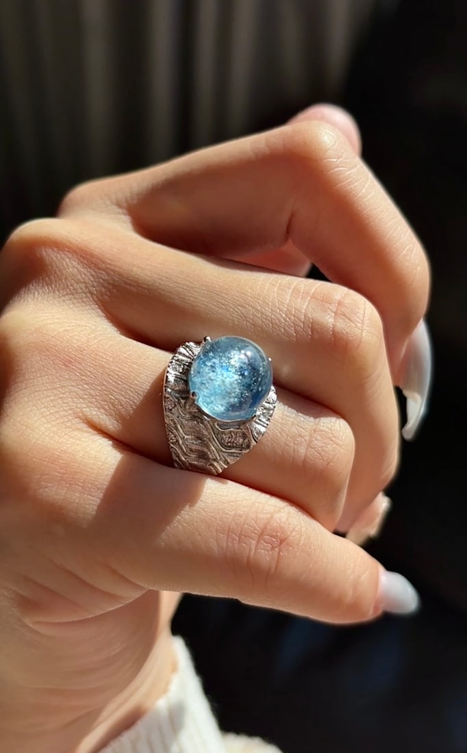 An Exquisite Aquamarine Ring - 4