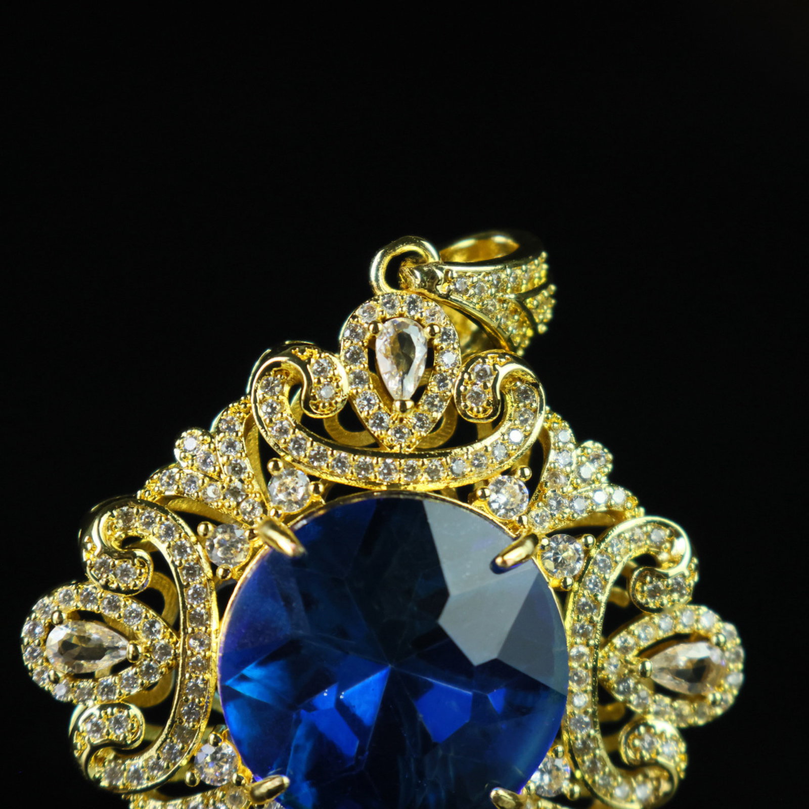An Exquisite Pendant - 2
