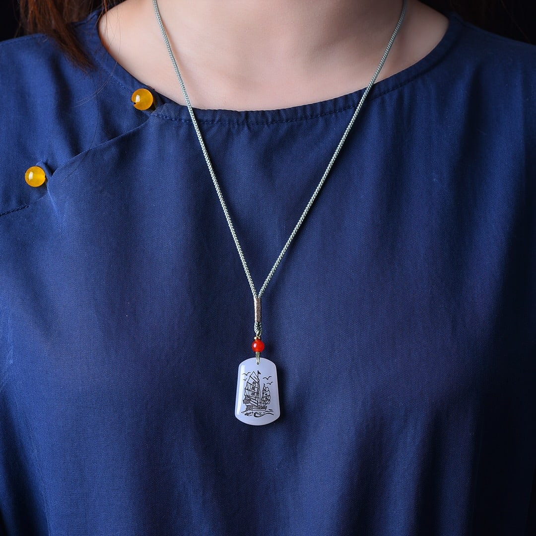 An Exquisite White Jade Seawater Pattern Pendant: An Exquisite White Jade Seawater Pattern Pendant,Size:21mmx32mm 白玉海水纹挂件