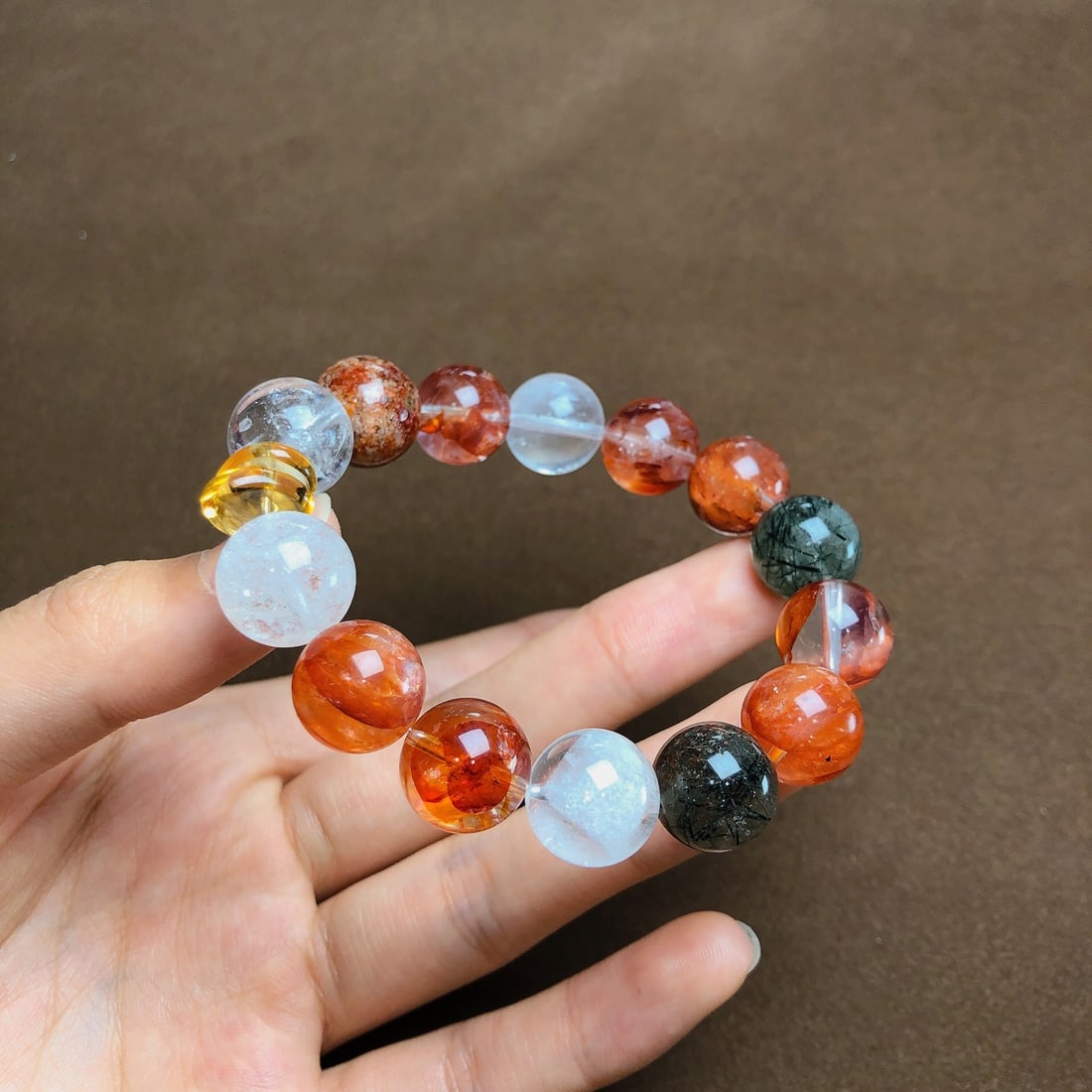 An Exquisite Crystal Bracelets - 5