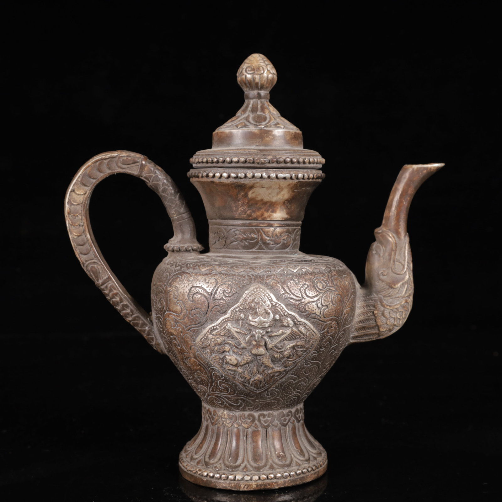 An Exquisite Silver-Plated Bronze Figure Pattern Ewer: An Exquisite Silver-Plated Bronze Figure Pattern Ewer,Ming Dynasty,China,Xuande Four-Character Mark,Size:7.1inx3.5inx7.9in,Weight:850g 铜镀银人物纹执壶,