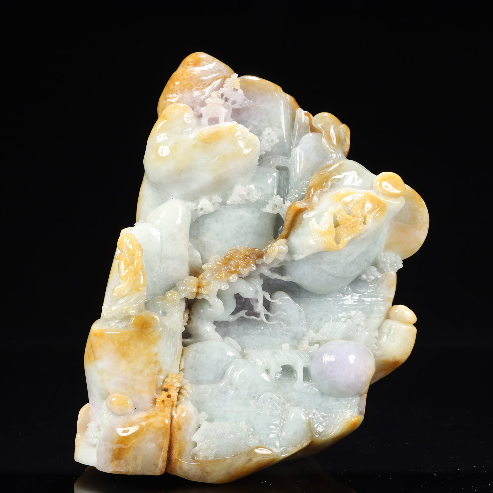 An Exquisite Jadeite Landscape and Figure Pattern Ornament: An Exquisite Jadeite Landscape and Figure Pattern Ornament,Qing Dynasty, China,Size:5.5inx3.5inx8.3in,Weight:4000g