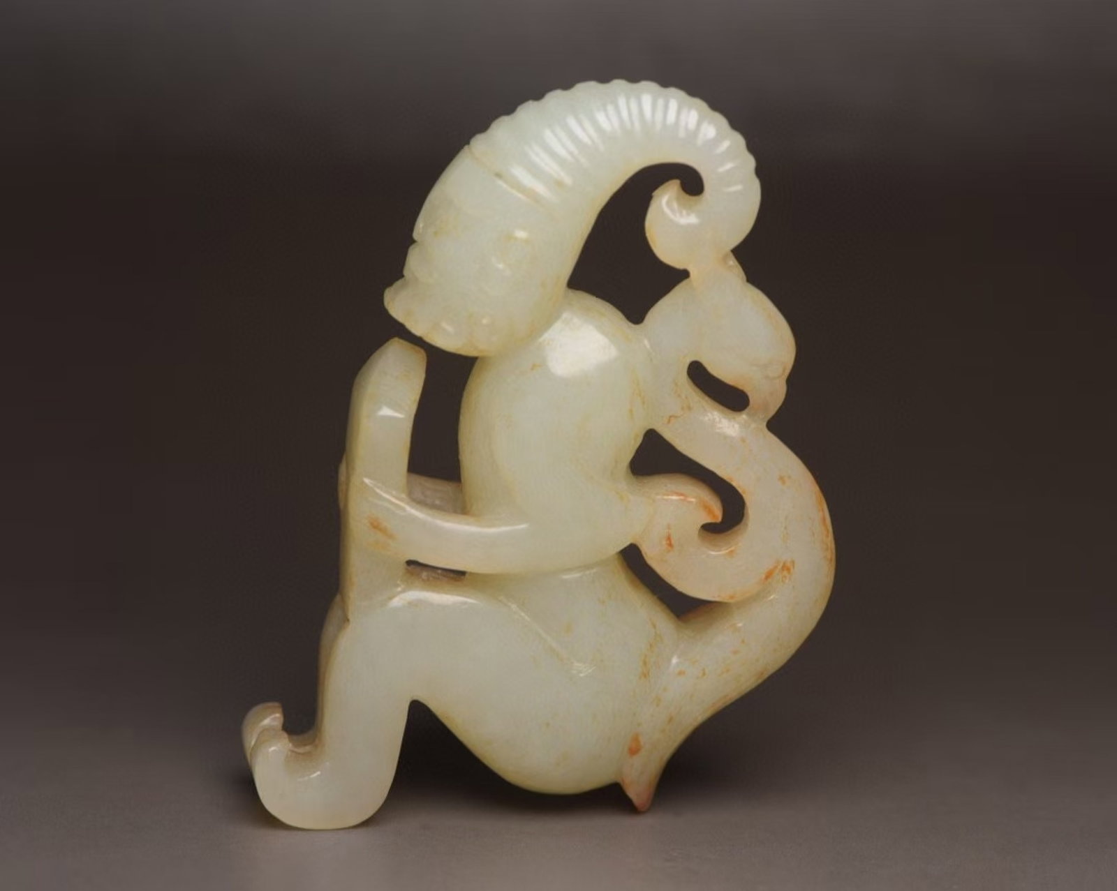 An Exquisite White Jade Figure Ornament: An Exquisite White Jade Figure Ornament,Qing Dynasty,China,Size:2.4inx1.8inx0.6in,Weight:45g 白玉人物摆件,中国清代