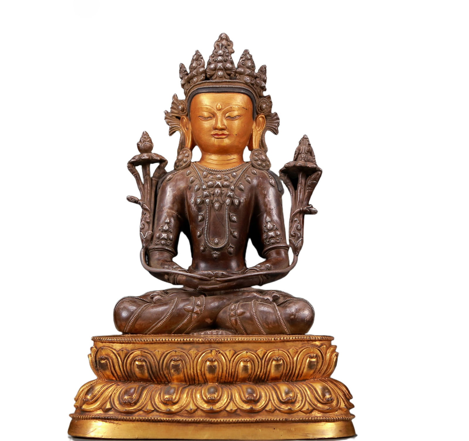A Solemn Gilt Bronze Statue of Tara: A Solemn Gilt Bronze Statue of Tara,Ming Dynasty, China,Size:7.1inx4.7inx11in,Weight:3470g 铜鎏金度母像，明代