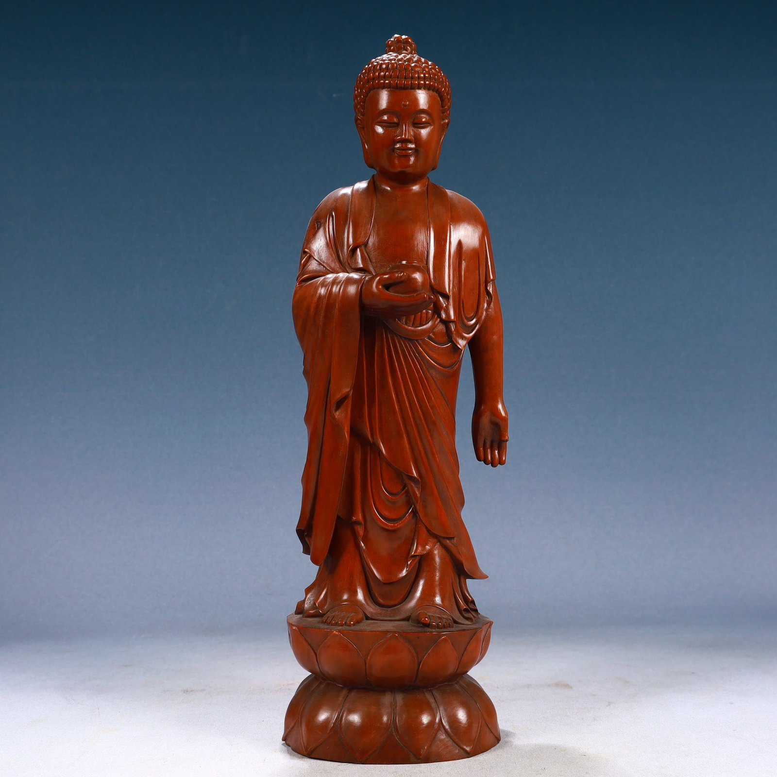 A Rare Boxwood Buddha Statue: A Rare Boxwood Buddha Statue,Qing Dynasty, China,Size:4.7inx3.9inx15.4in,Weight:1500g 黄杨木佛像,中国清代