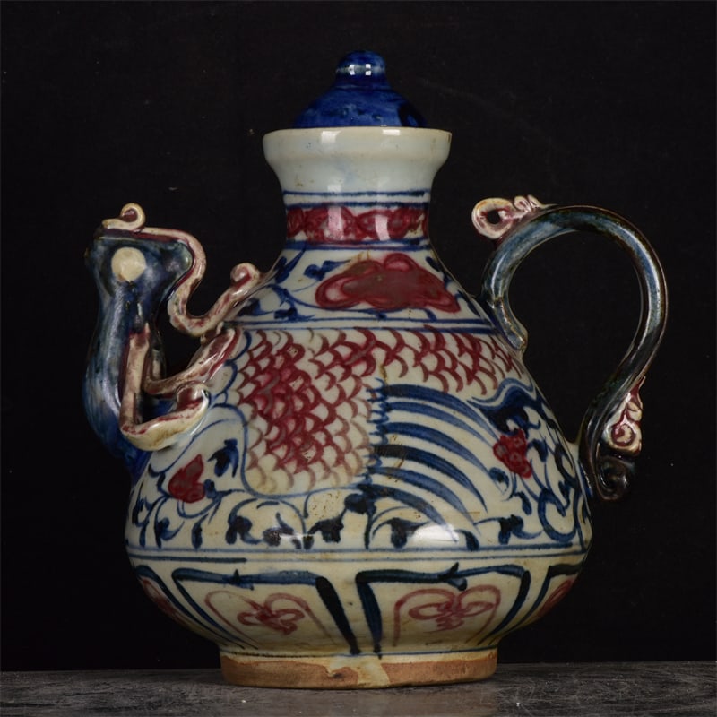 An Exquisite Blue and White Underglaze-Red Phoenix Pattern Pot: An Exquisite Blue and White Underglaze-Red Phoenix Pattern Pot,Qing Dynasty,China,Size:7.5inx7.3inx5.5in 青花釉里红凤纹壶,中国清ߣ