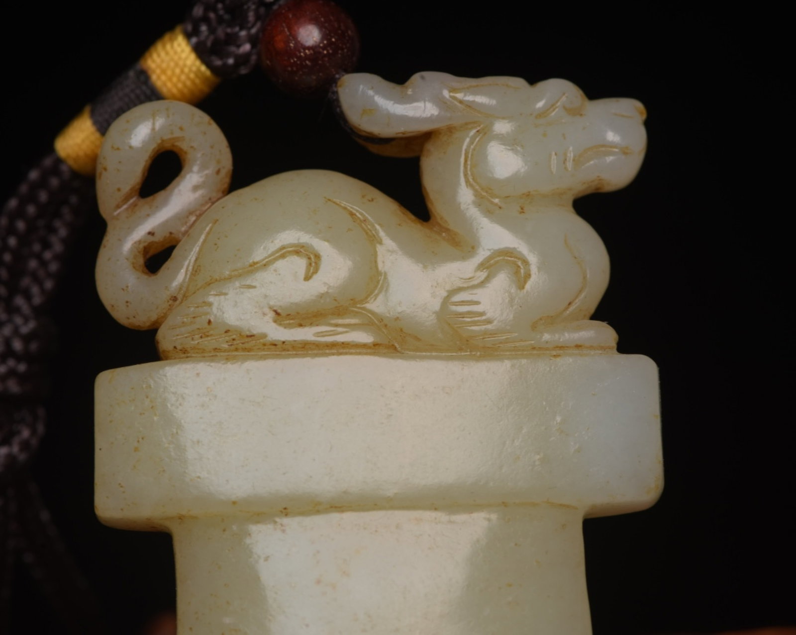 An Exquisite White Jade Dragon Axe - 7