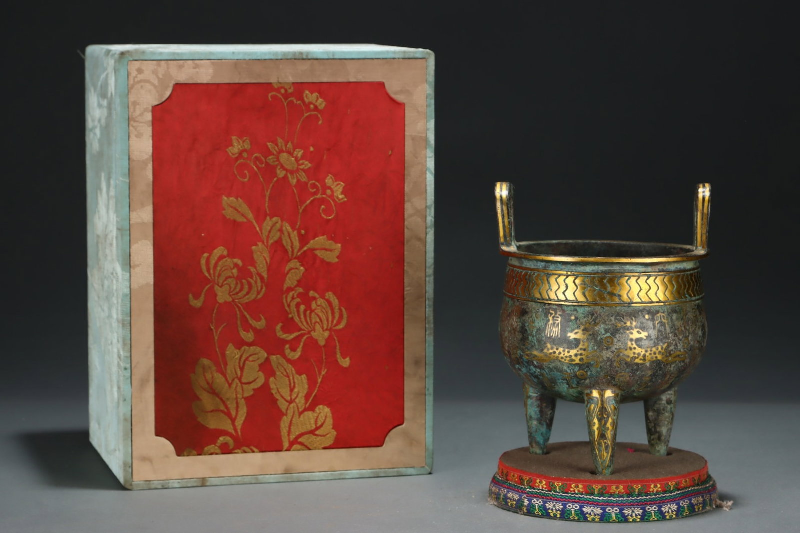 An Exquisite Bronze Inlaid Gold Deer Pattern Double-Ears and Tripod Censer,with Inscription: An Exquisite Bronze Inlaid Gold Deer Pattern Double-Ears and Tripod Censer,with Inscription,Size:7.6inx5.6in,Qing Dynasty,China 铜错金鹿纹双耳三足