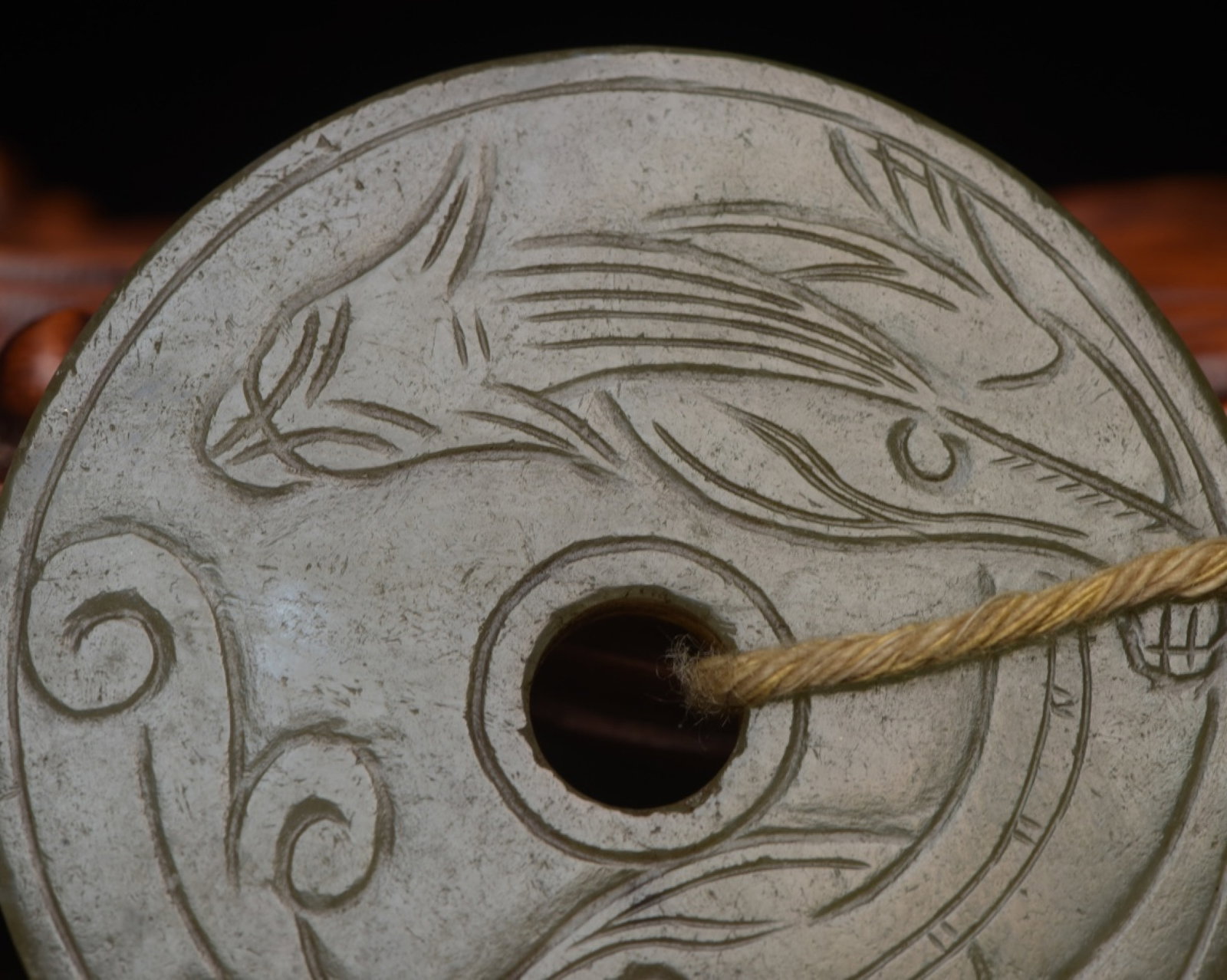 An Exquisite Jadeite Chi-Dragon Pattern Pendant - 6