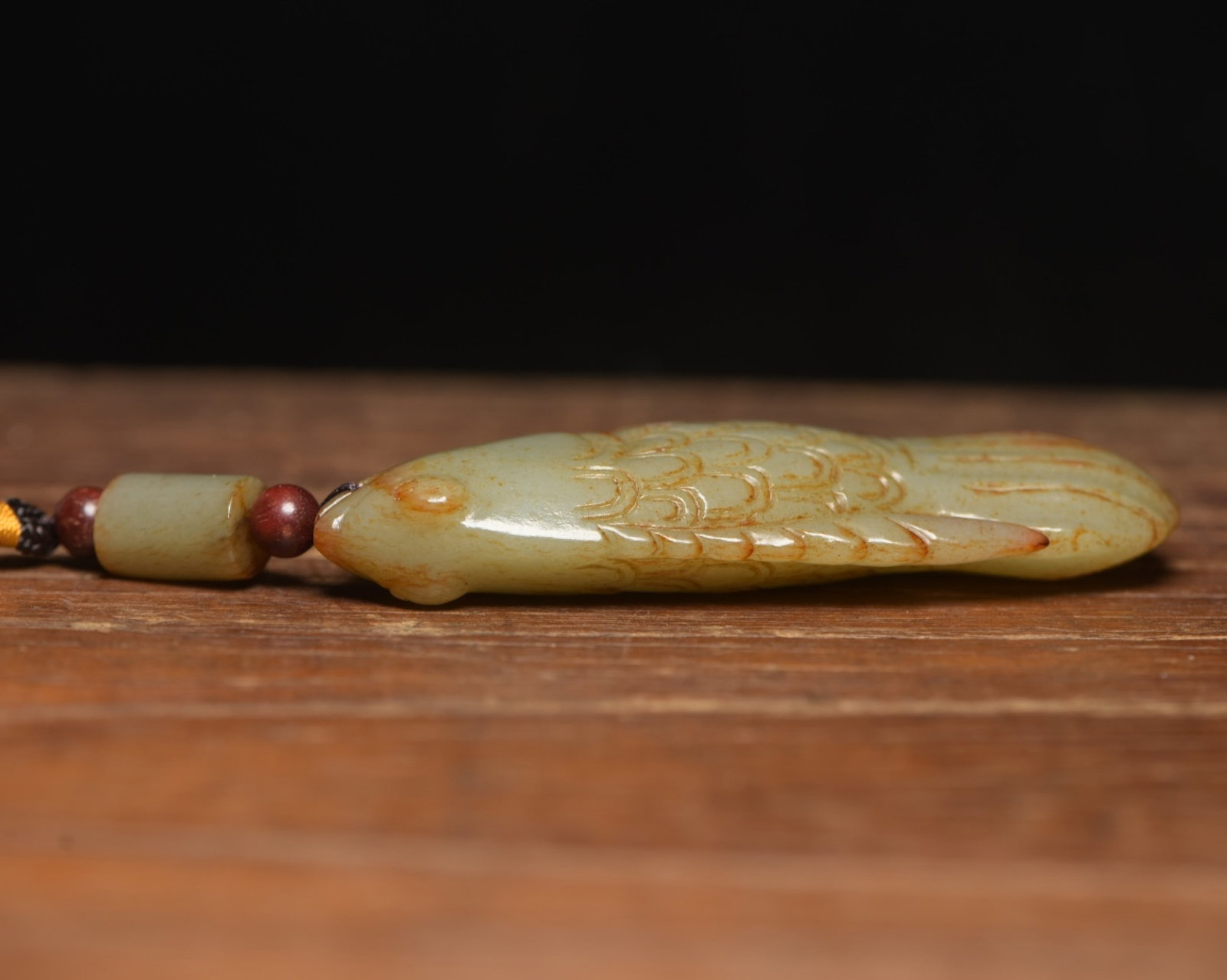 An Exquisite White Jade Fish Pendant - 3