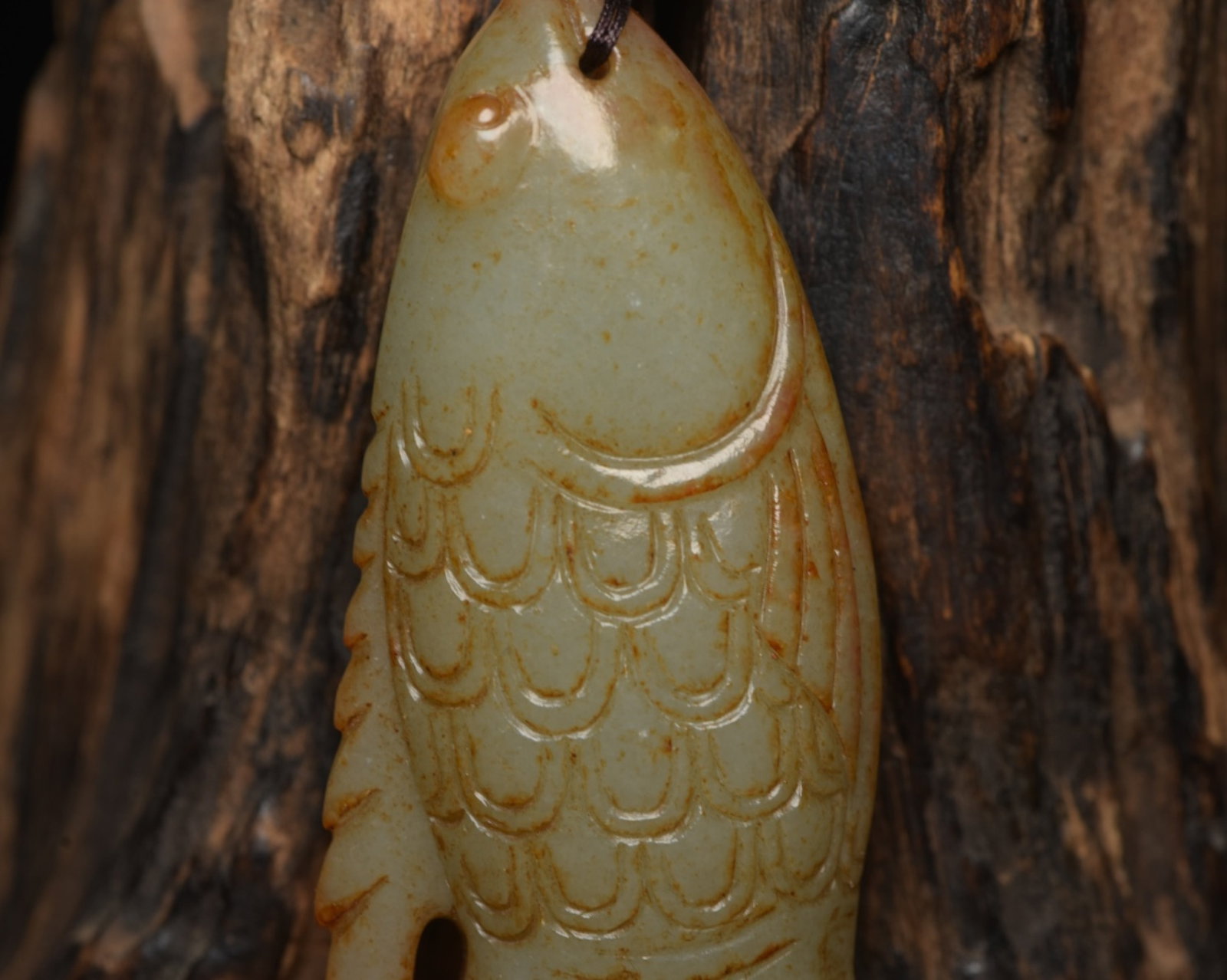 An Exquisite White Jade Fish Pendant - 5
