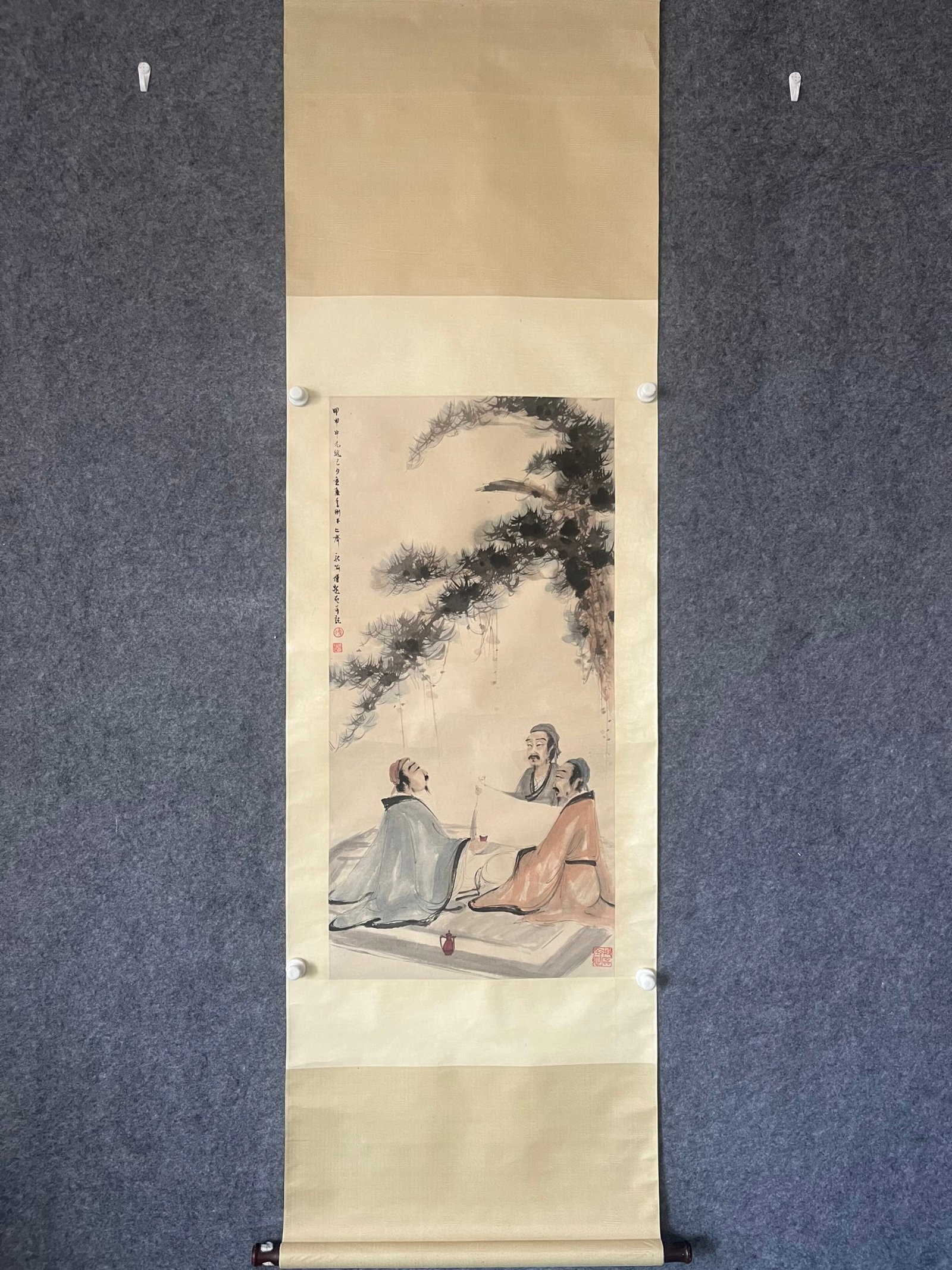 A Chinese Vertical Scroll Ink Painting of Landscape and Figure on Paper: A Chinese Vertical Scroll Ink Painting of Landscape and Figure on Paper,Fu Baoshi,Size:19.3inx39in 一幅中国水墨山水人物画立ů