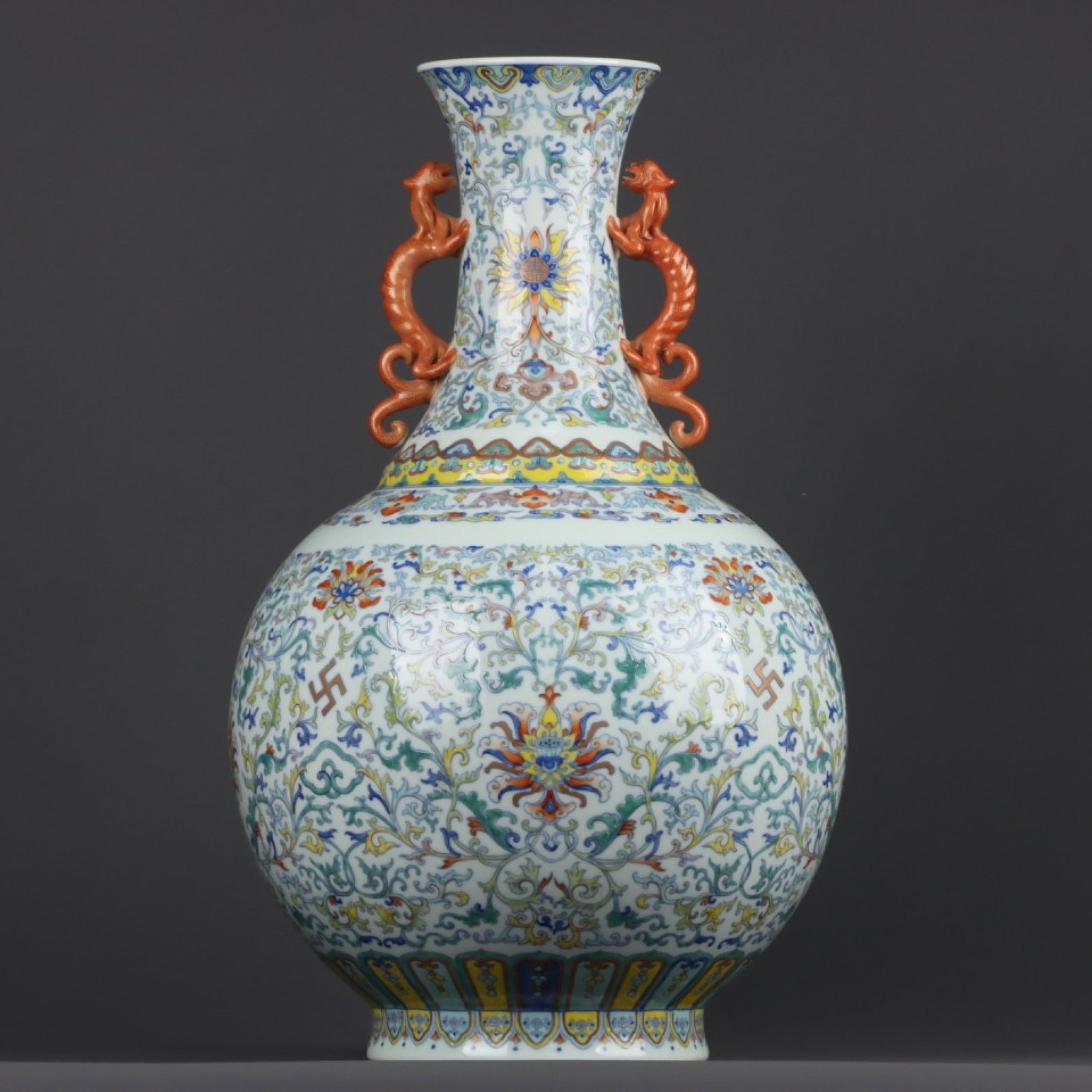 A Huge Blue and White Doucai Lotus Pattern Double-Ears Vase: A Huge Blue and White Doucai Lotus Pattern Double-Ears Vase ,Qing Dynasty, China,Qianlong Six-character Mark,Size:20.9inx12.2in 青花斗彩缠枝莲纹双