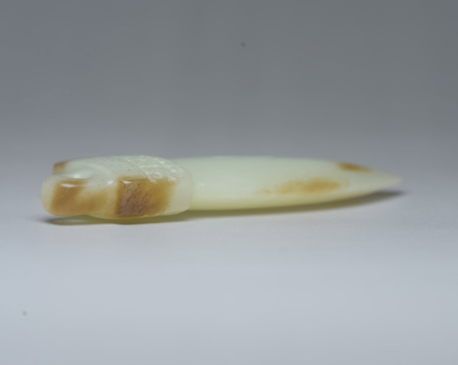 An Exquisite White Jade Sword - 4