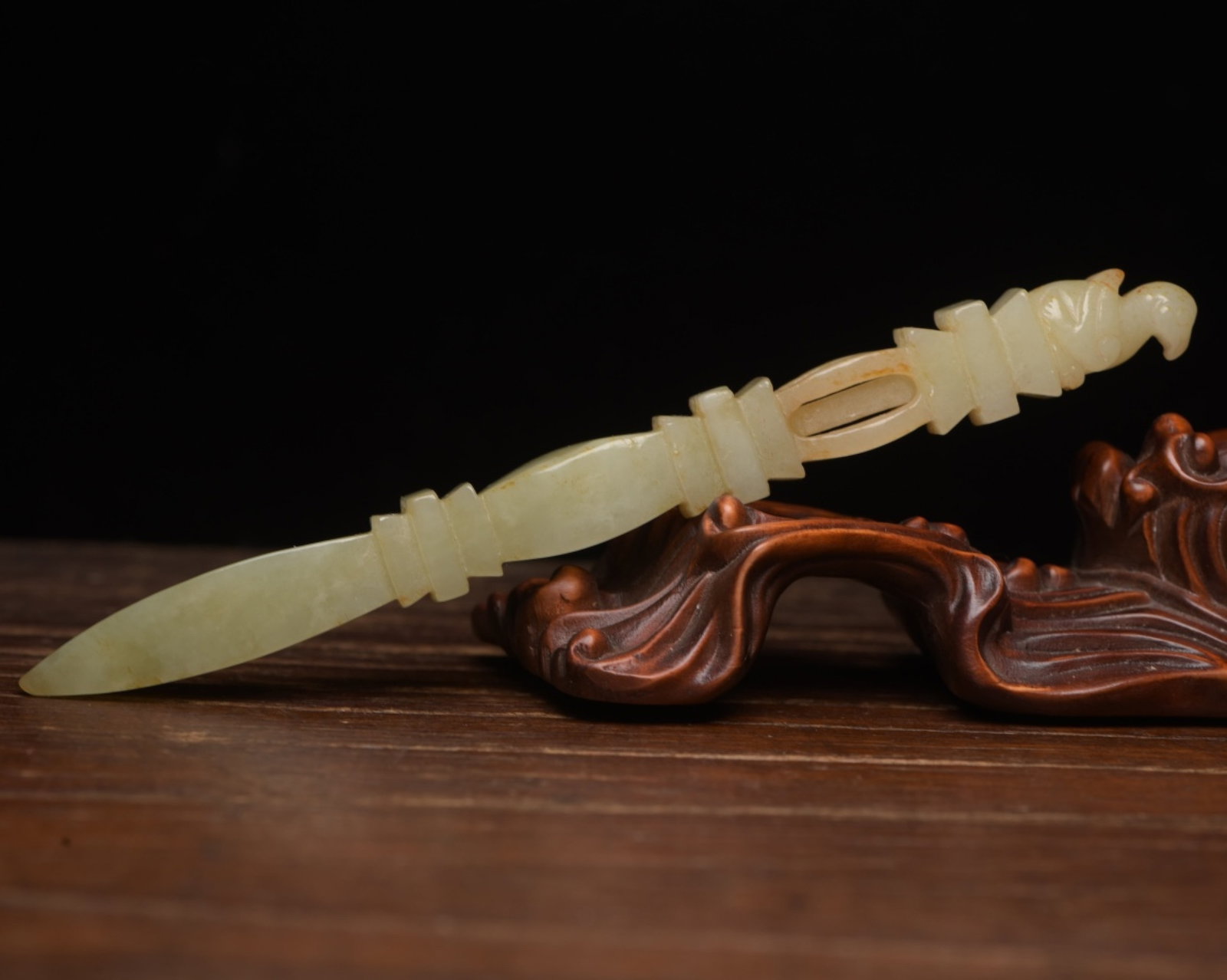 An Exquisite White Jade Ritual Implement - 2