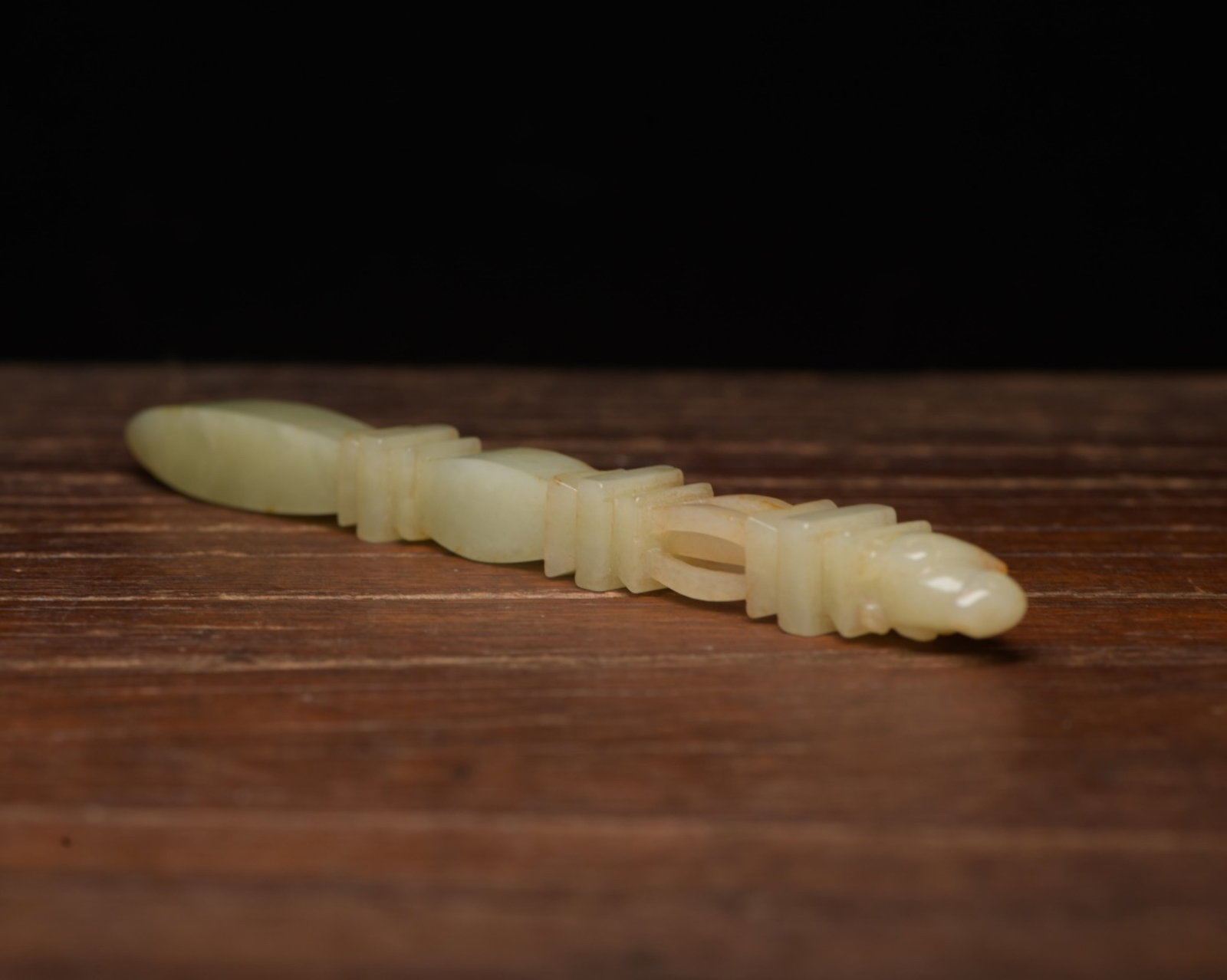 An Exquisite White Jade Ritual Implement - 5