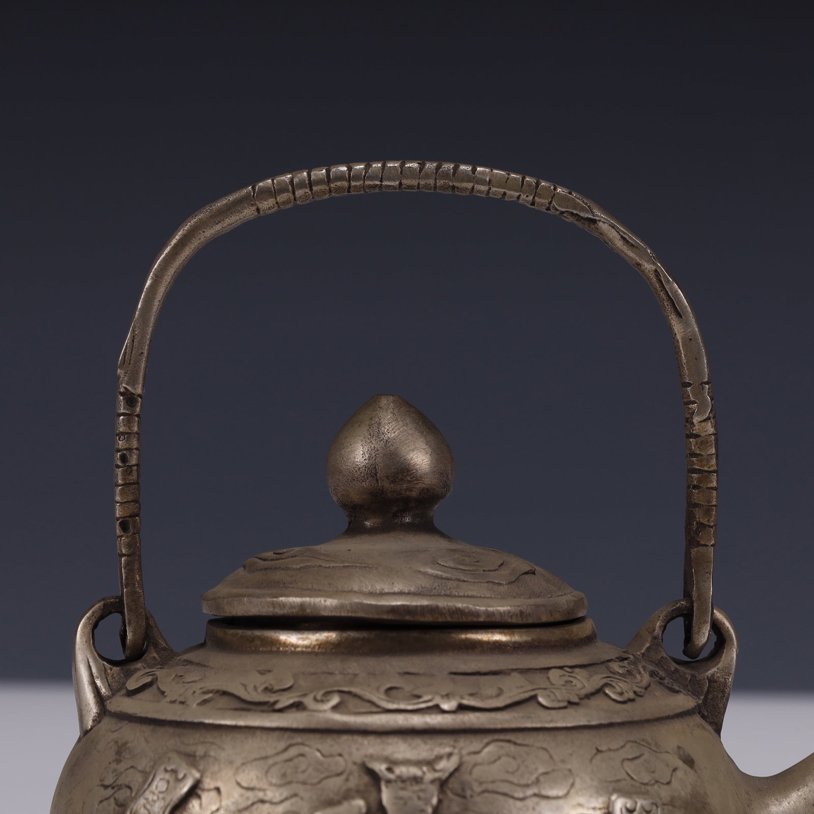 An Exquisite Silver-Plated Bronze Figure Pattern - 2