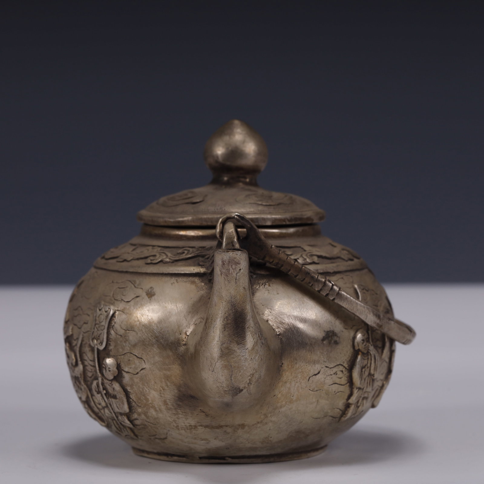 An Exquisite Silver-Plated Bronze Figure Pattern - 5