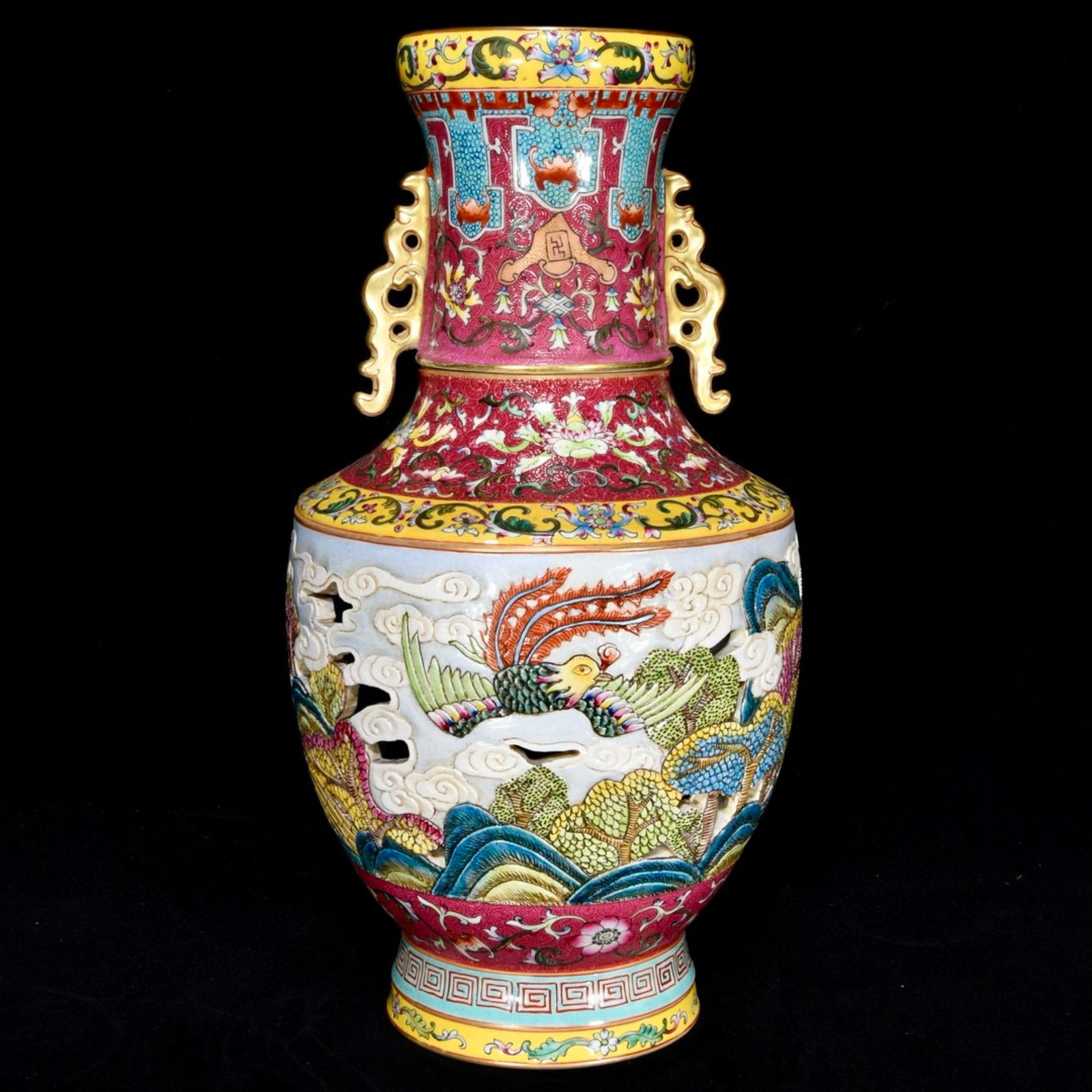 A Huge Enamel Auspicious Cloud and Phoenix Pattern Double-Ears Vase: A Huge Enamel Auspicious Cloud and Phoenix Pattern Double-Ears Vase,Qing Dynasty,China,Qianlong Four-Character Mark,Size:16.7inx8.3in 珐琅彩祥云凤纹双&#
