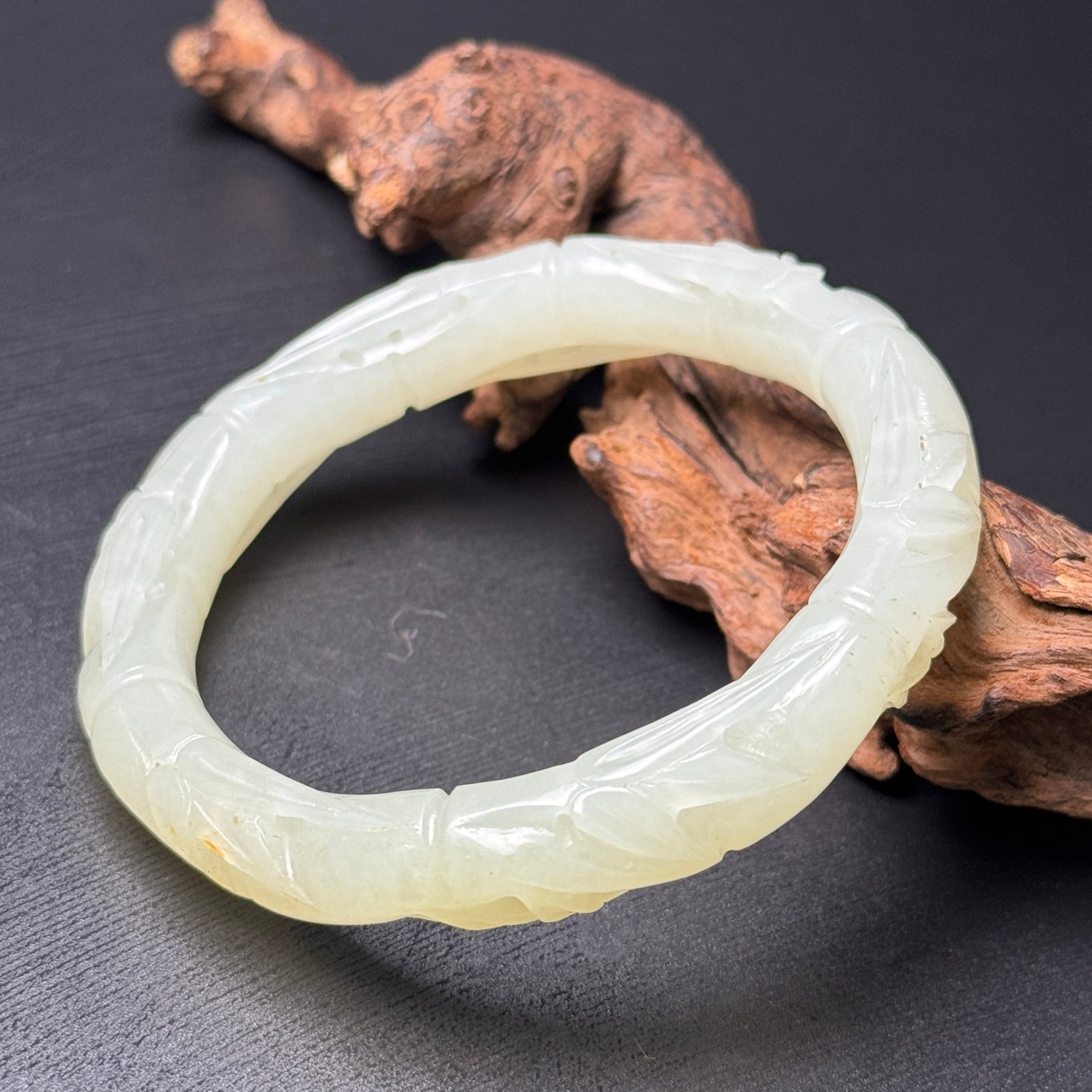 An Exquisite White Jade Bamboo Pattern Bracelet - 4