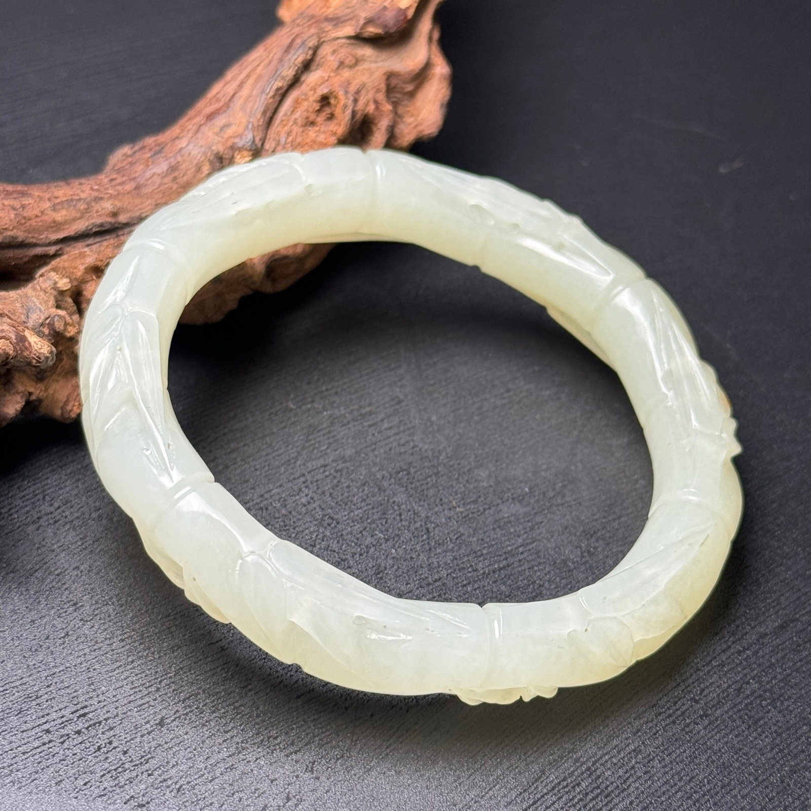 An Exquisite White Jade Bamboo Pattern Bracelet - 5
