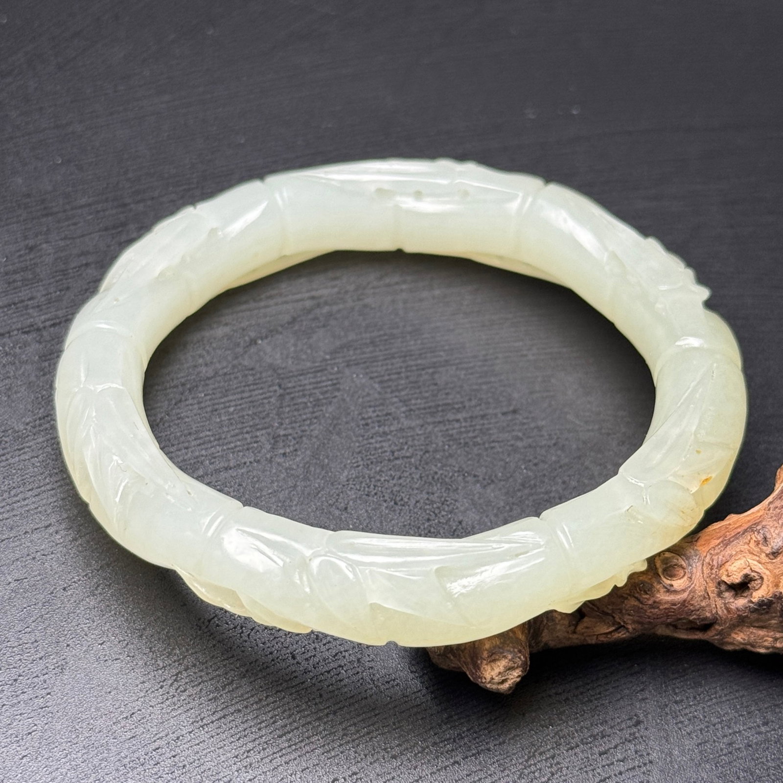 An Exquisite White Jade Bamboo Pattern Bracelet - 6