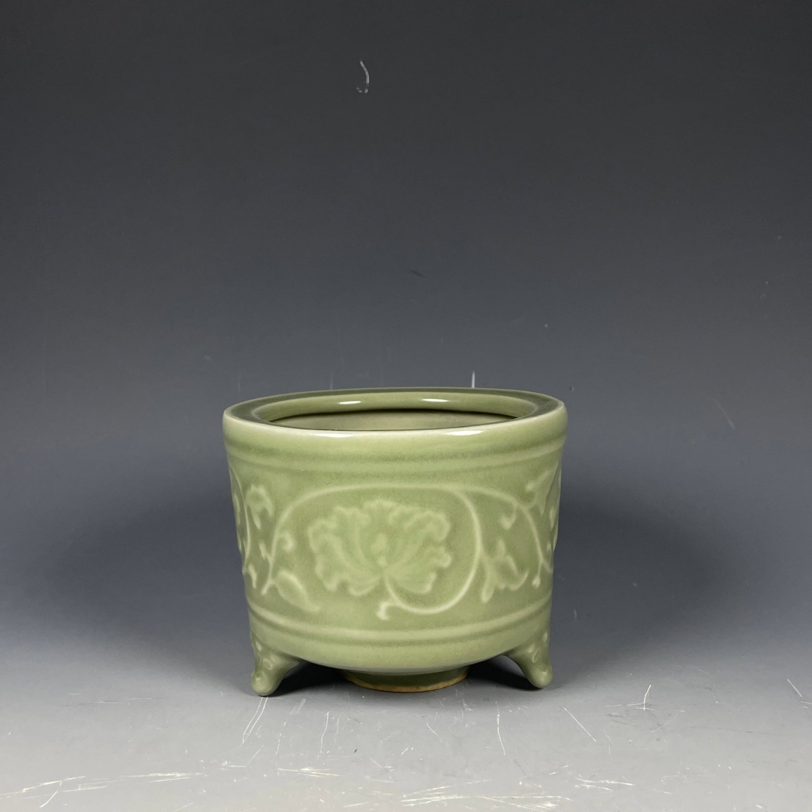 An Exquisite Longquan yao Flower Pattern Tripod Censer (1 of 9)