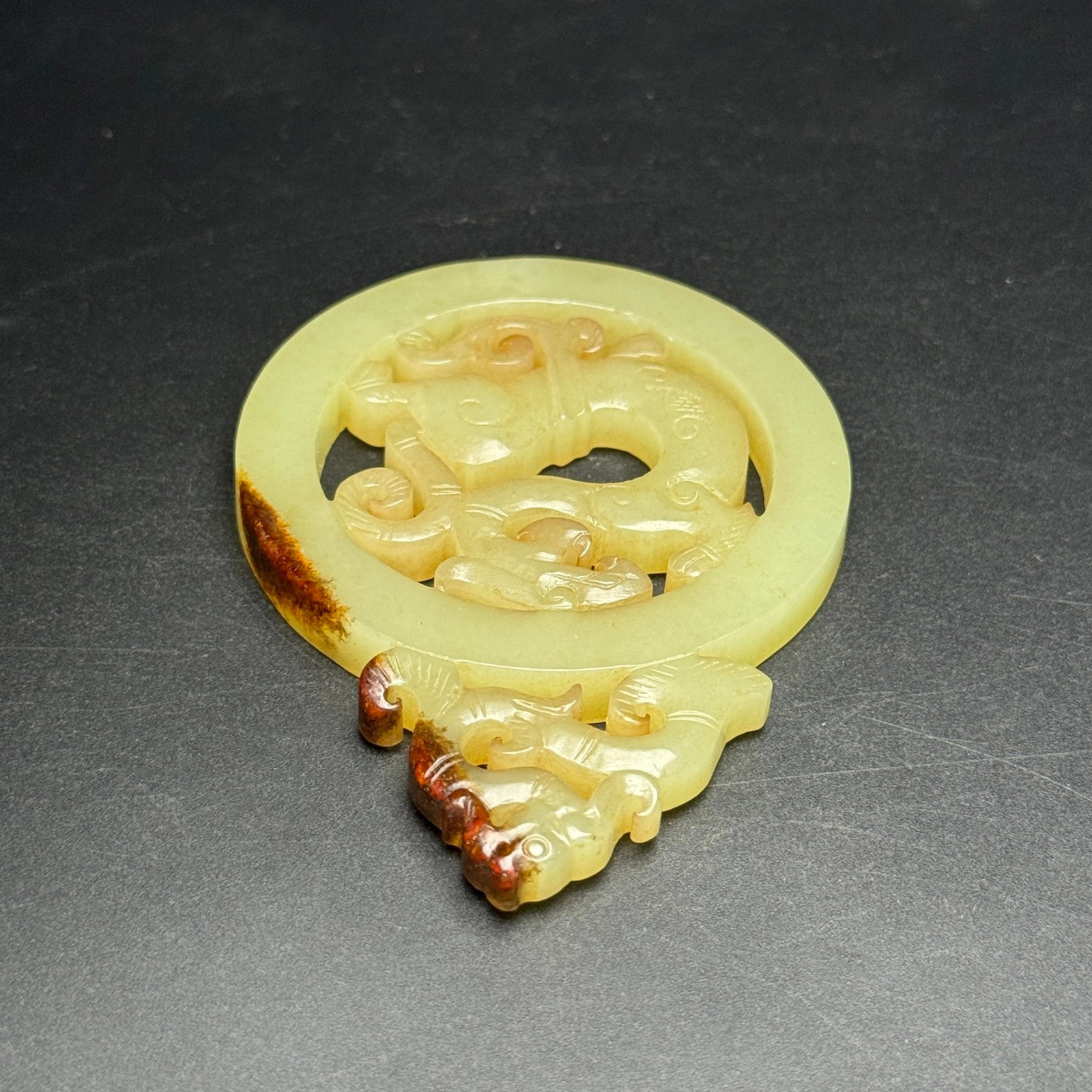An Exquisite White Jade Dragon Pattern Pendant - 5