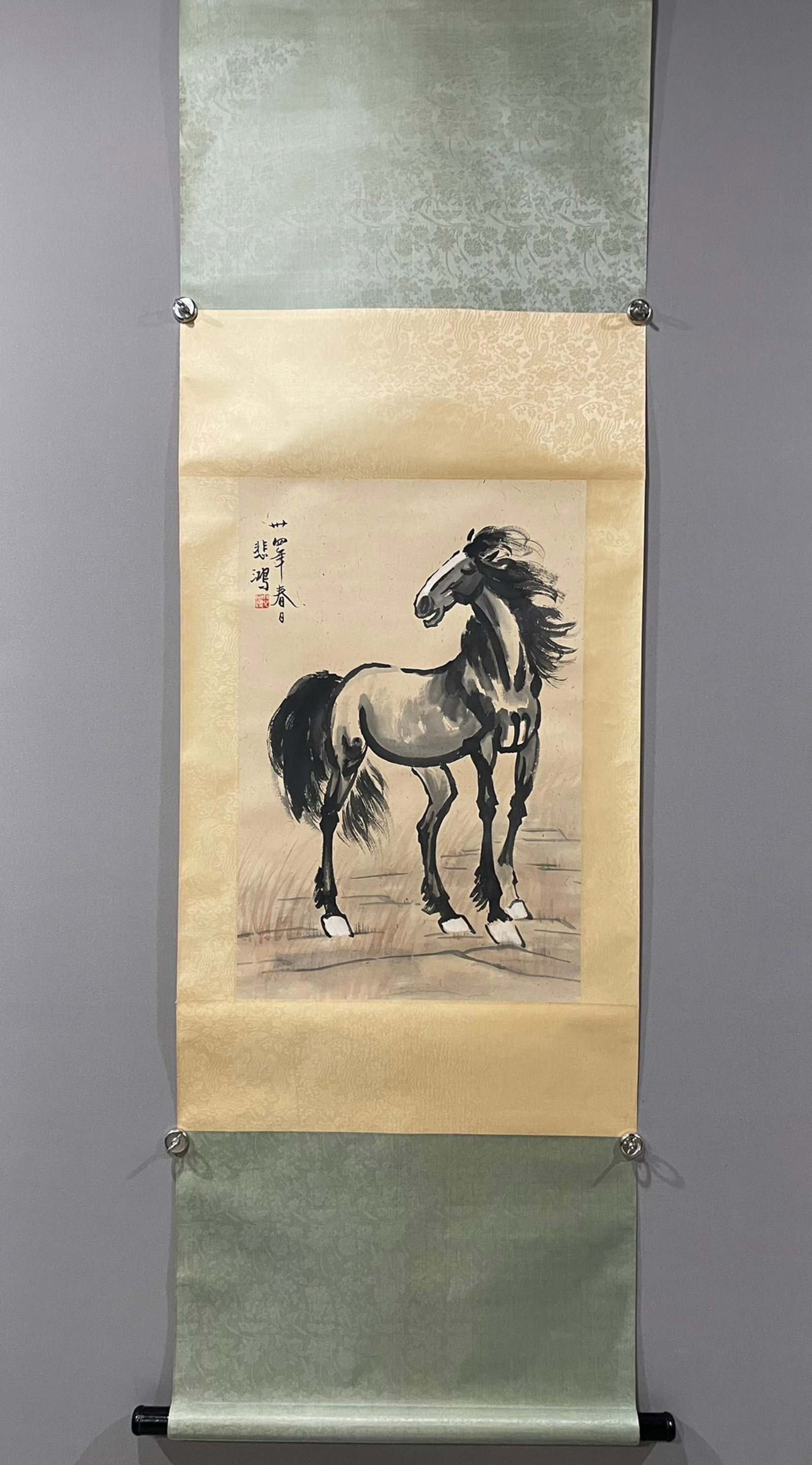 A Chinese Vertical Scroll Ink Painting of Horse on Paper: A Chinese Vertical Scroll Ink Painting of Horse on Paper,Xu Beihong,Size:26.8inx17.7in 一幅中国水墨骏马画立轴,徐悲鸿