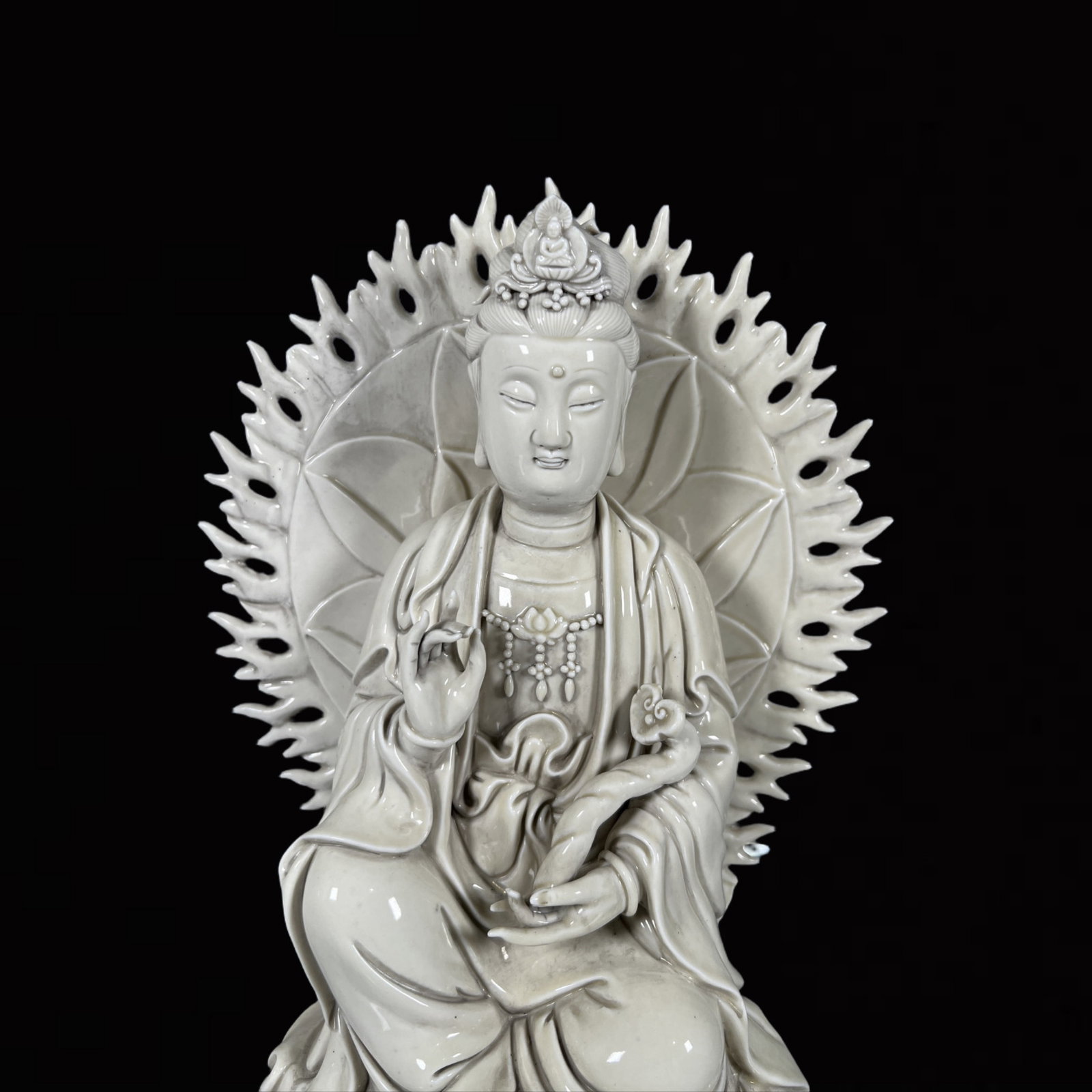 A Solemn Blance-De-Chine Statue of Avalokitesvara: A Solemn Blance-De-Chine Statue of Avalokitesvara,Ming Dynasty,China,He Chaozong Mark,Size:15.4in 德化瓷观音像,中国明代,何朝
