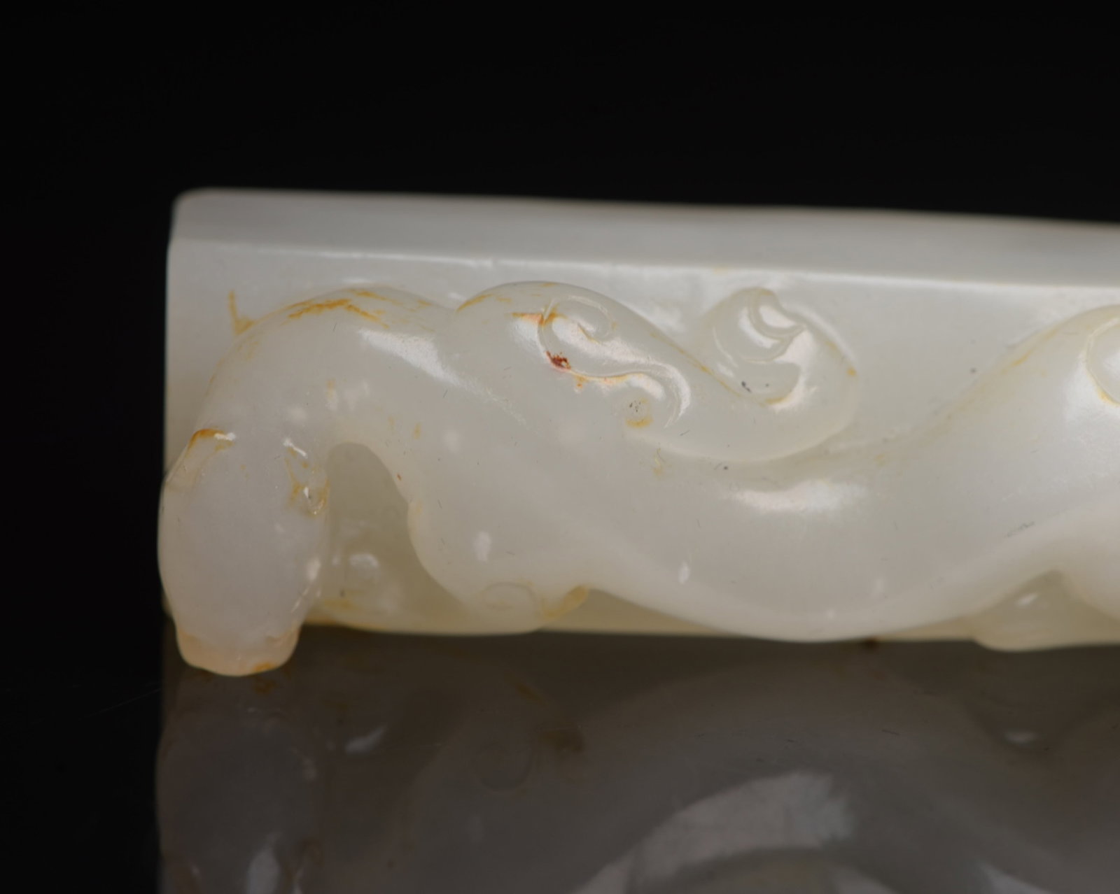 An Exquisite White Jade Dragon Pattern Ornament - 6