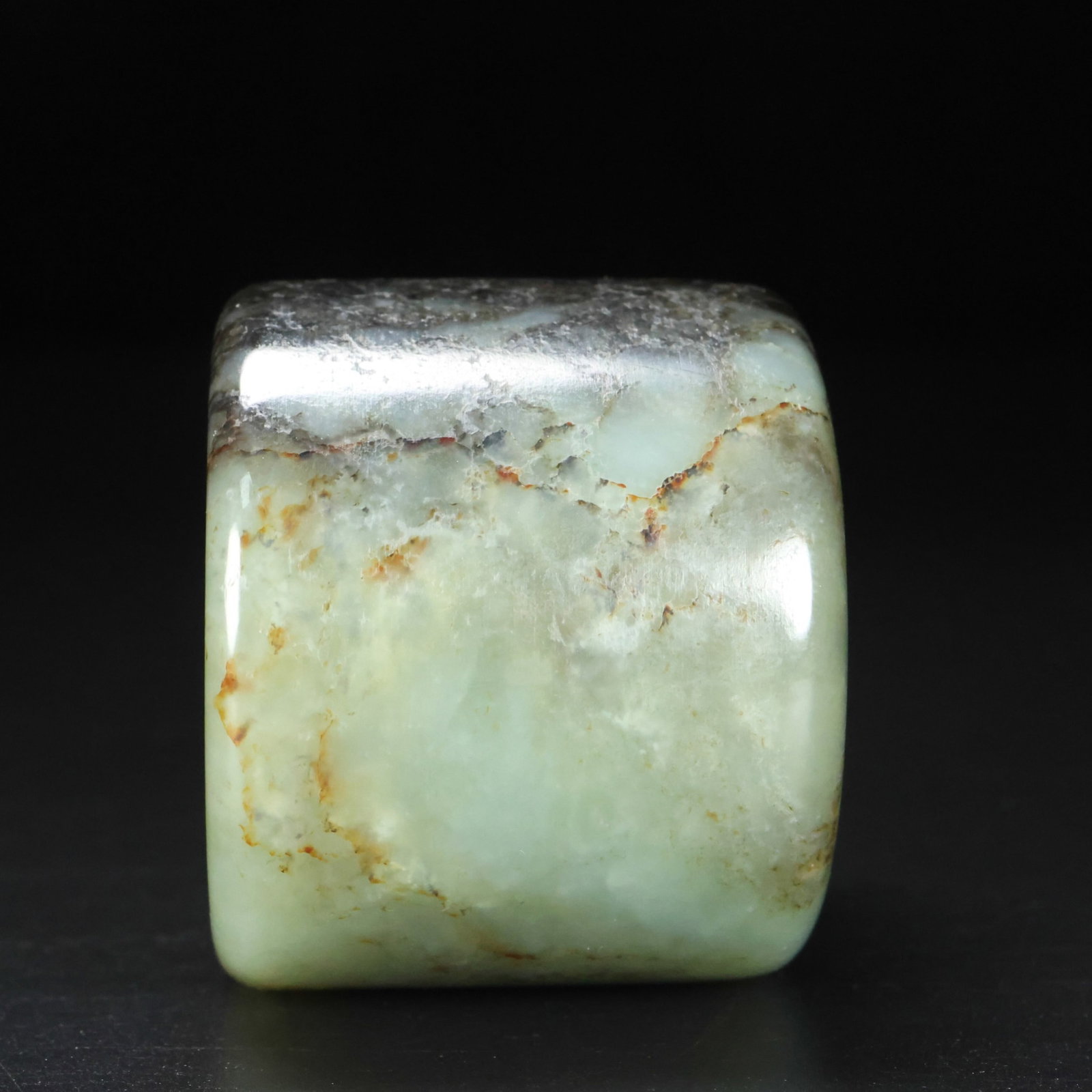 An Exquisite White Jade Ring - 3