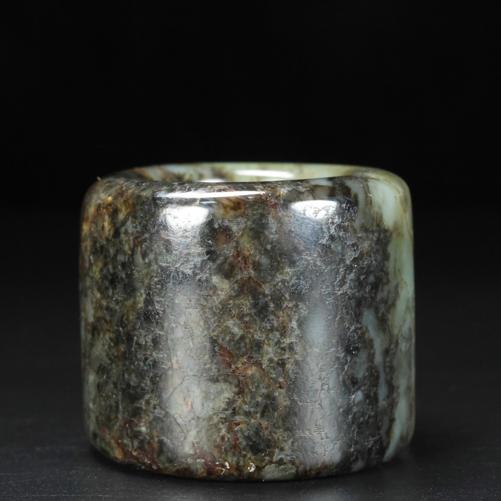 An Exquisite White Jade Ring - 4