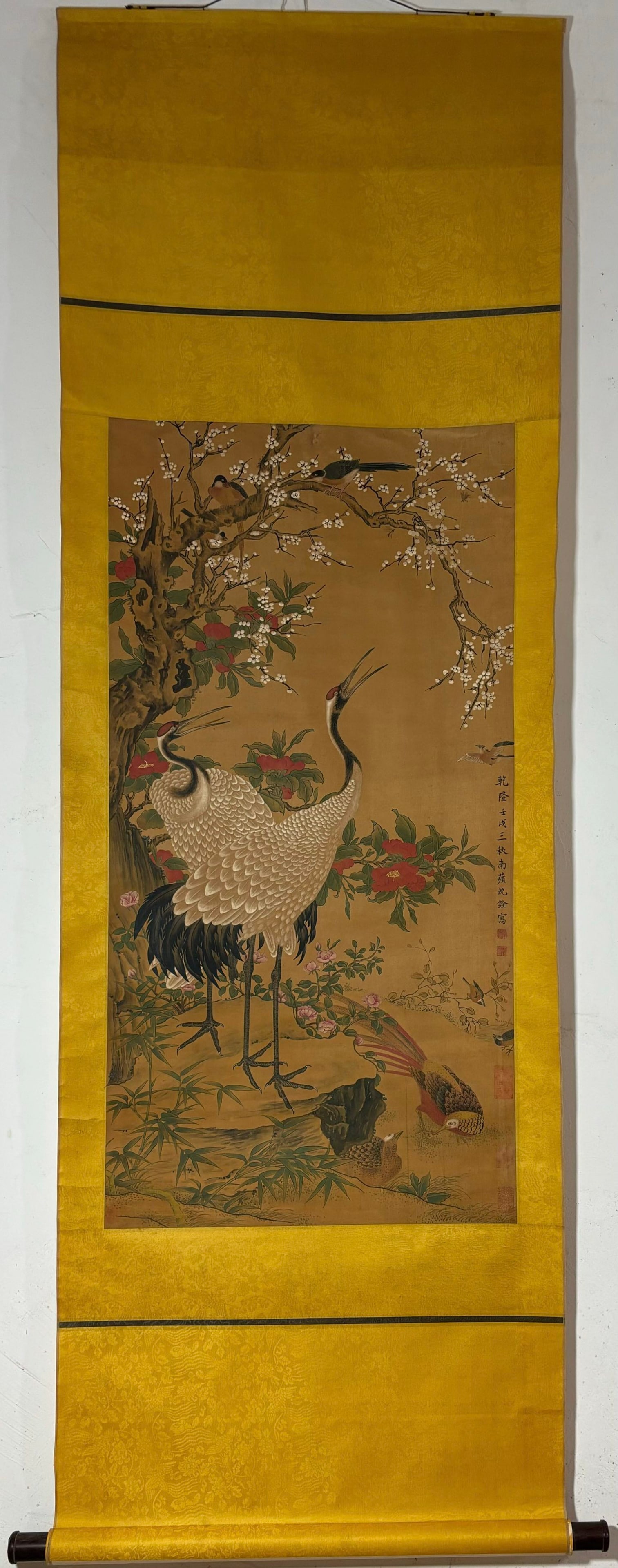 A Chinese Vertical Scroll Ink Painting of Flower and Bird on Silk: A Chinese Vertical Scroll Ink Painting of Flower and Bird on Silk,Shen Quan,Size:38.8inx19.7in 一幅中国水墨绢本花鸟画立轴,