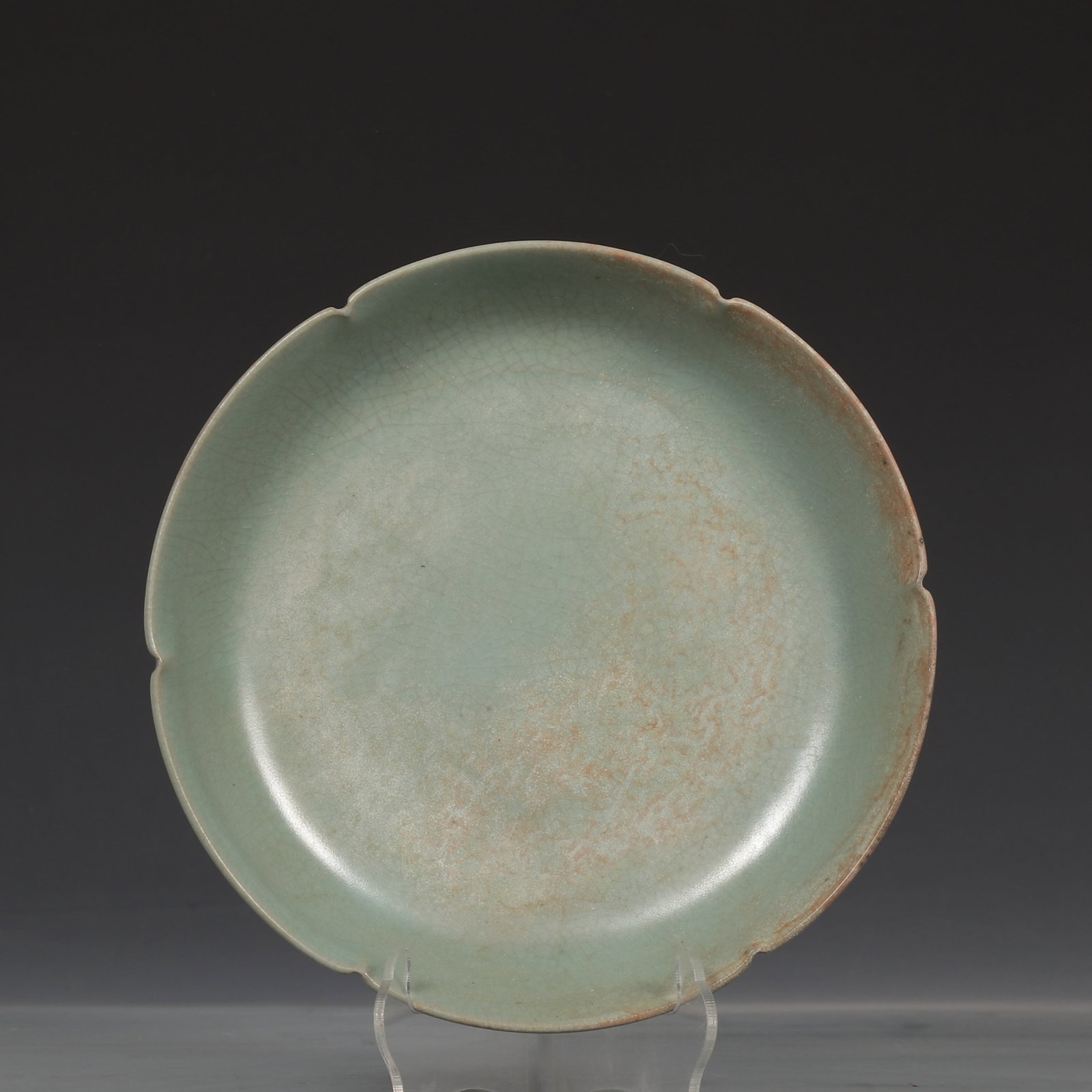 An Exquisite Ru yao Sky Blue Glazed Plate: An Exquisite Ru yao Sky Blue Glazed Plate,Song Dynasty,China,Size:1.8inx7.6in 汝窑天青釉盘,中国宋代