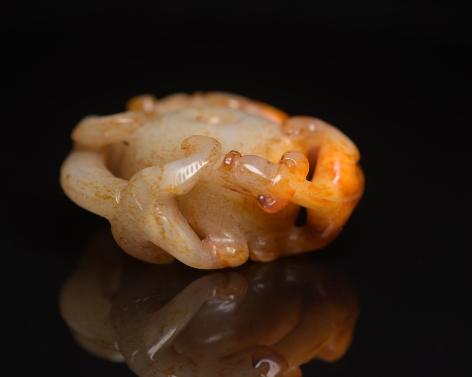 An Exquisite White Jade Dragon Pattern Ornament - 5