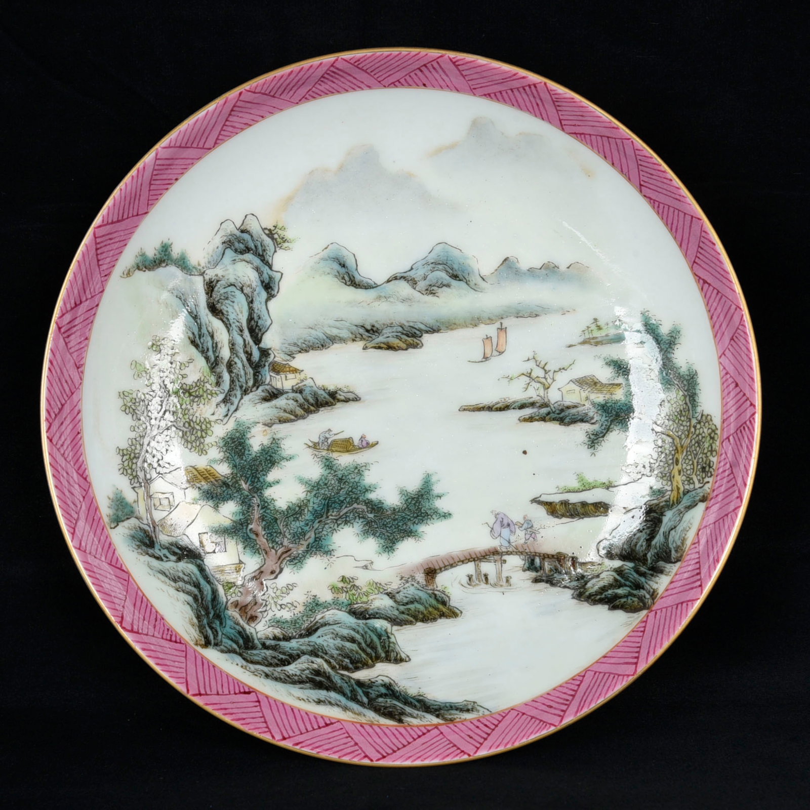 An Exquisite Enamel Landscape and Figure Pattern Plate: An Exquisite Enamel Landscape and Figure Pattern Plate,Qing Dynasty,China,Qianlong Six-character Mark,Size:1.8inx8.7in 珐琅彩山水人物纹盘子,