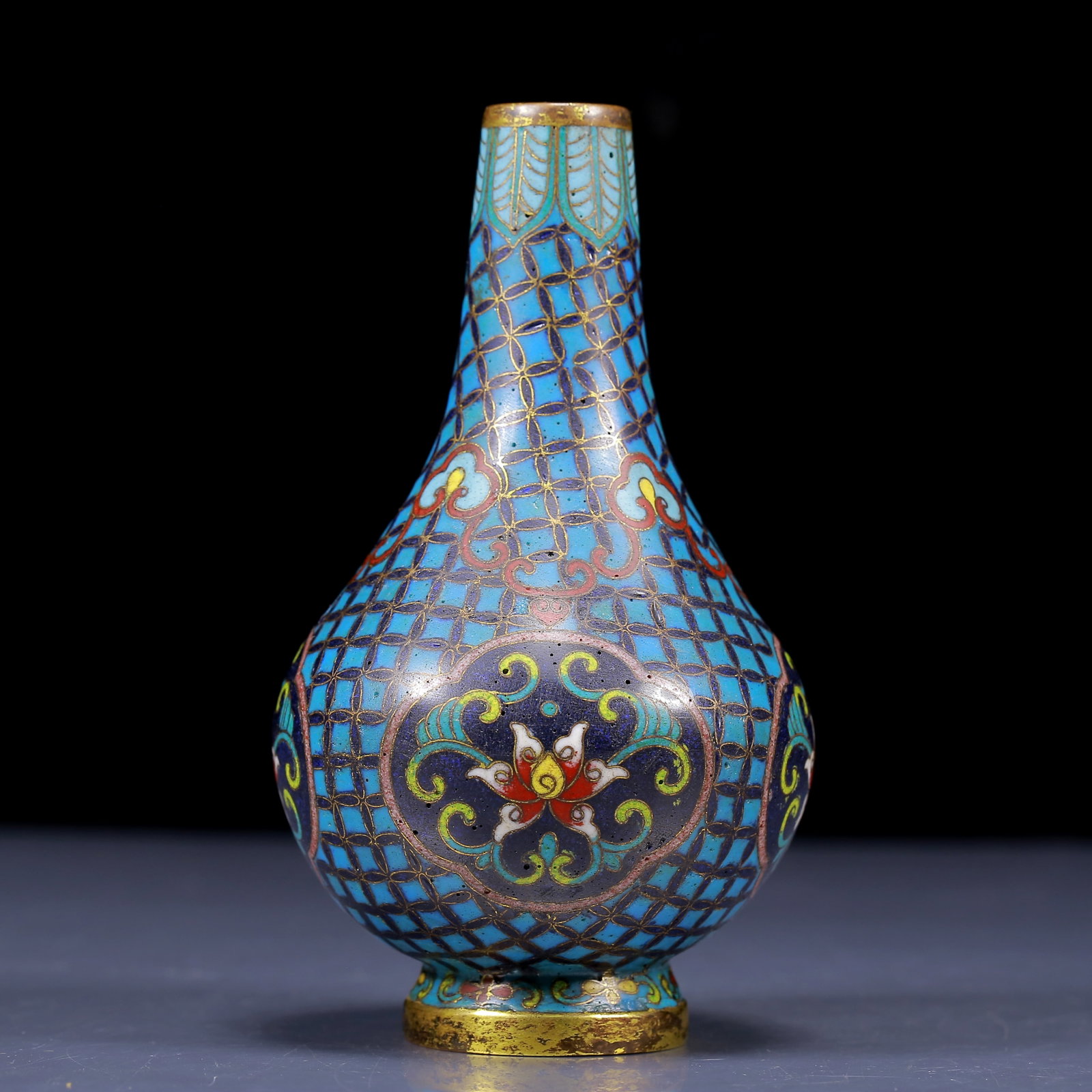 An Exquisite Cloisonne Lotus Pattern Vase - 4