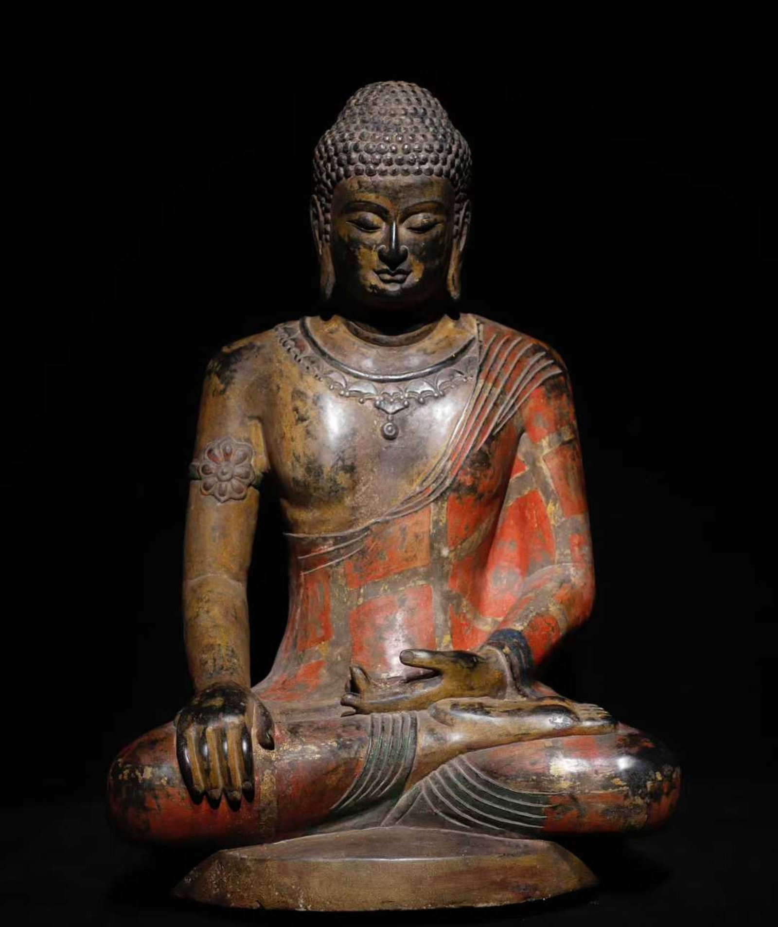 A Solemn Limestone Painted Color Statue of Sakyamuni: A Solemn Limestone Painted Color Statue of Sakyamuni,Tang Dynasty,China,Size:26.8inx18.1inx13.8in 青石彩绘释迦摩尼像,中国唐É