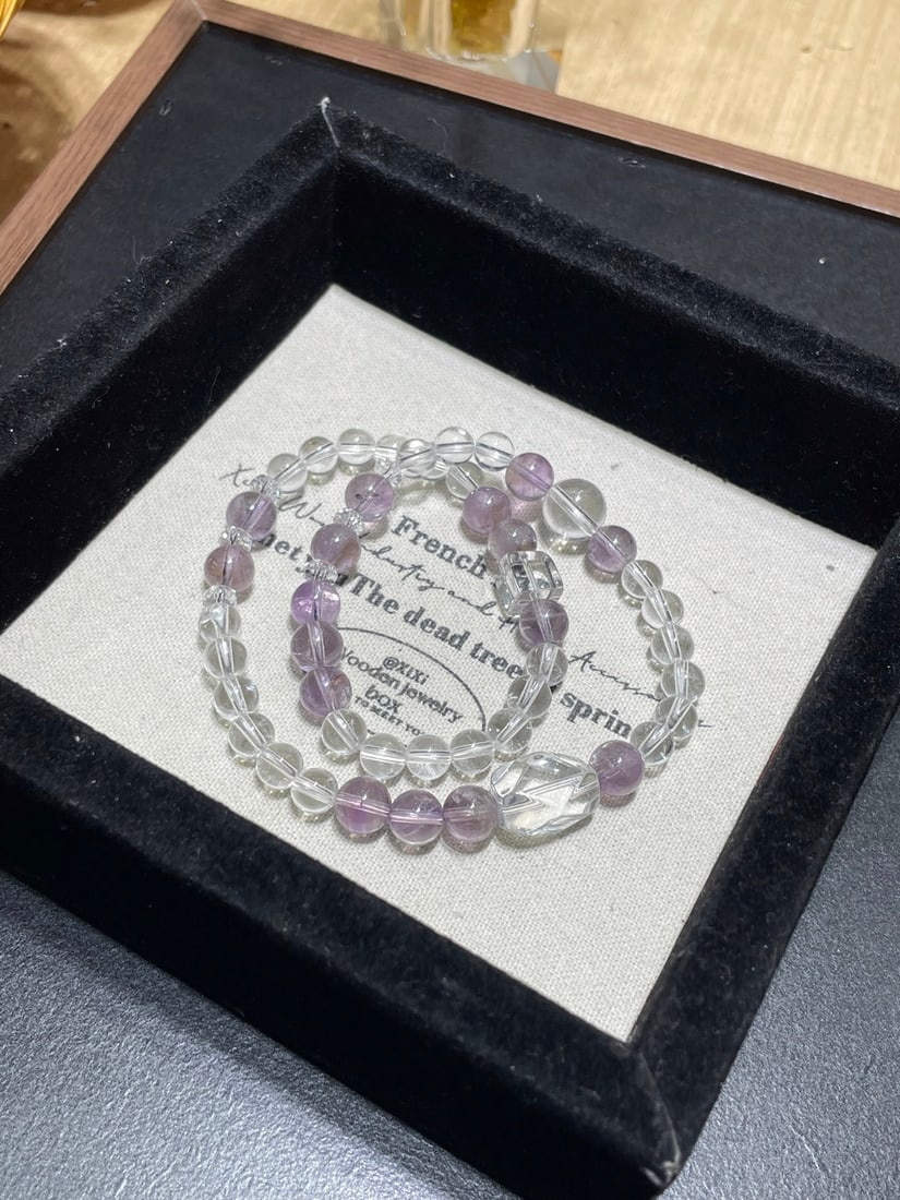 An Exquisite Crystal Bracelet: An Exquisite Crystal Bracelet,Size:7mm 水晶手串