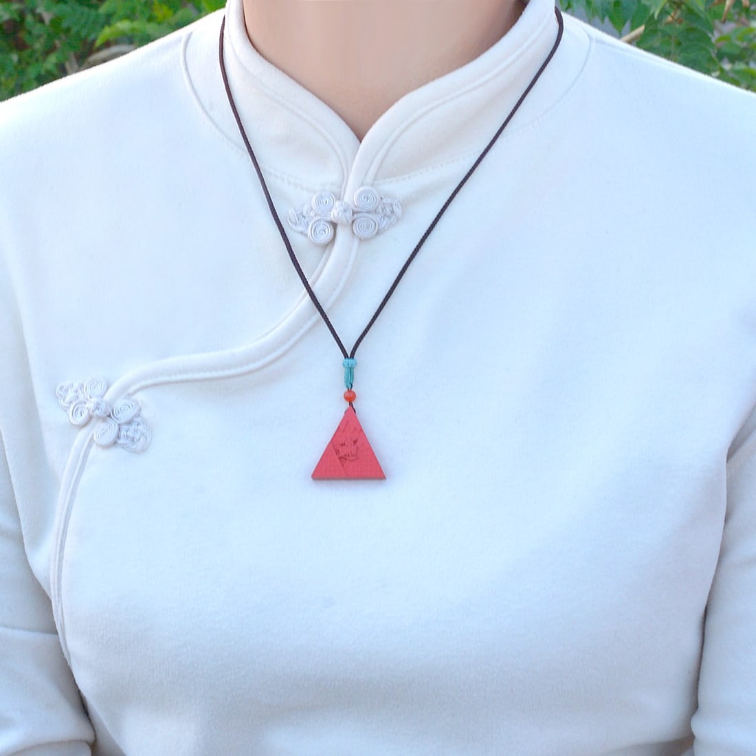 An Exquisite Cinnabar Auspicious Cloud Pattern Pendant - 4