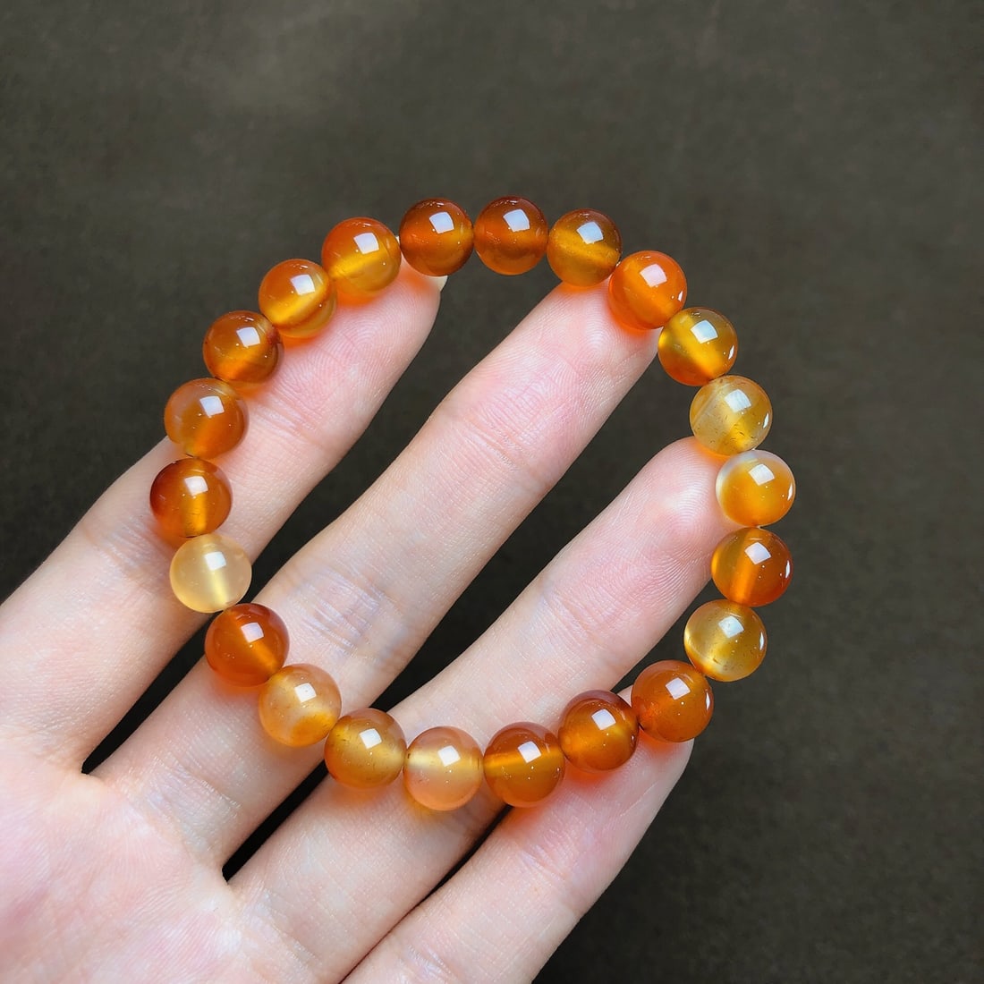 An Exquisite Crystal Bracelets: An Exquisite Crystal Bracelets,Size:8.4mm,Weight:16.3g 水晶手串