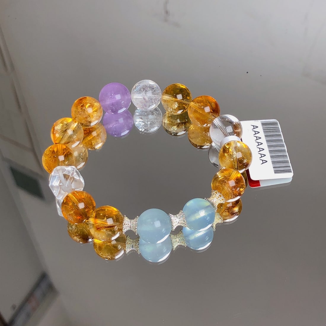 An Exquisite Crystal Bracelet - 2
