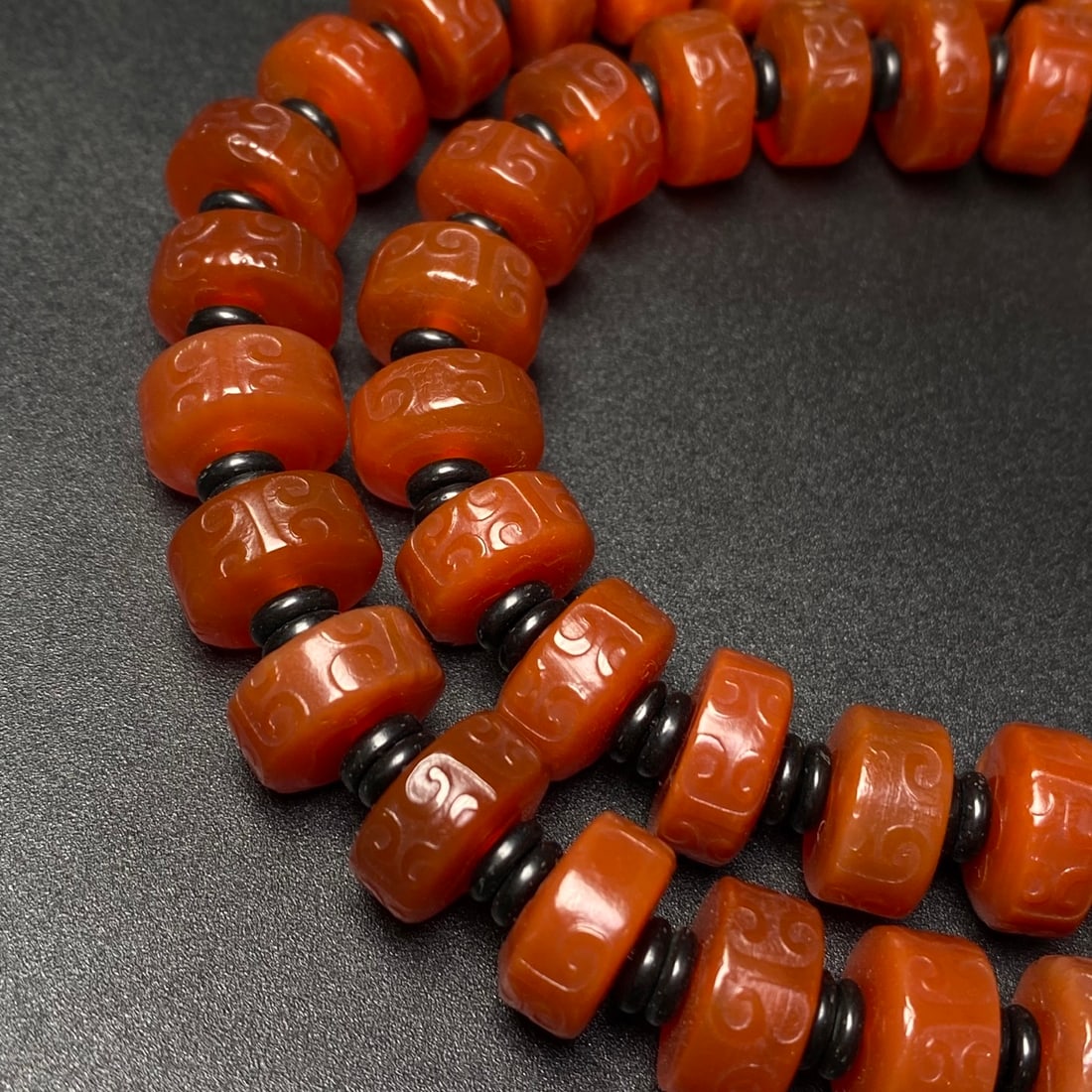 A Precious Agate Necklace - 6