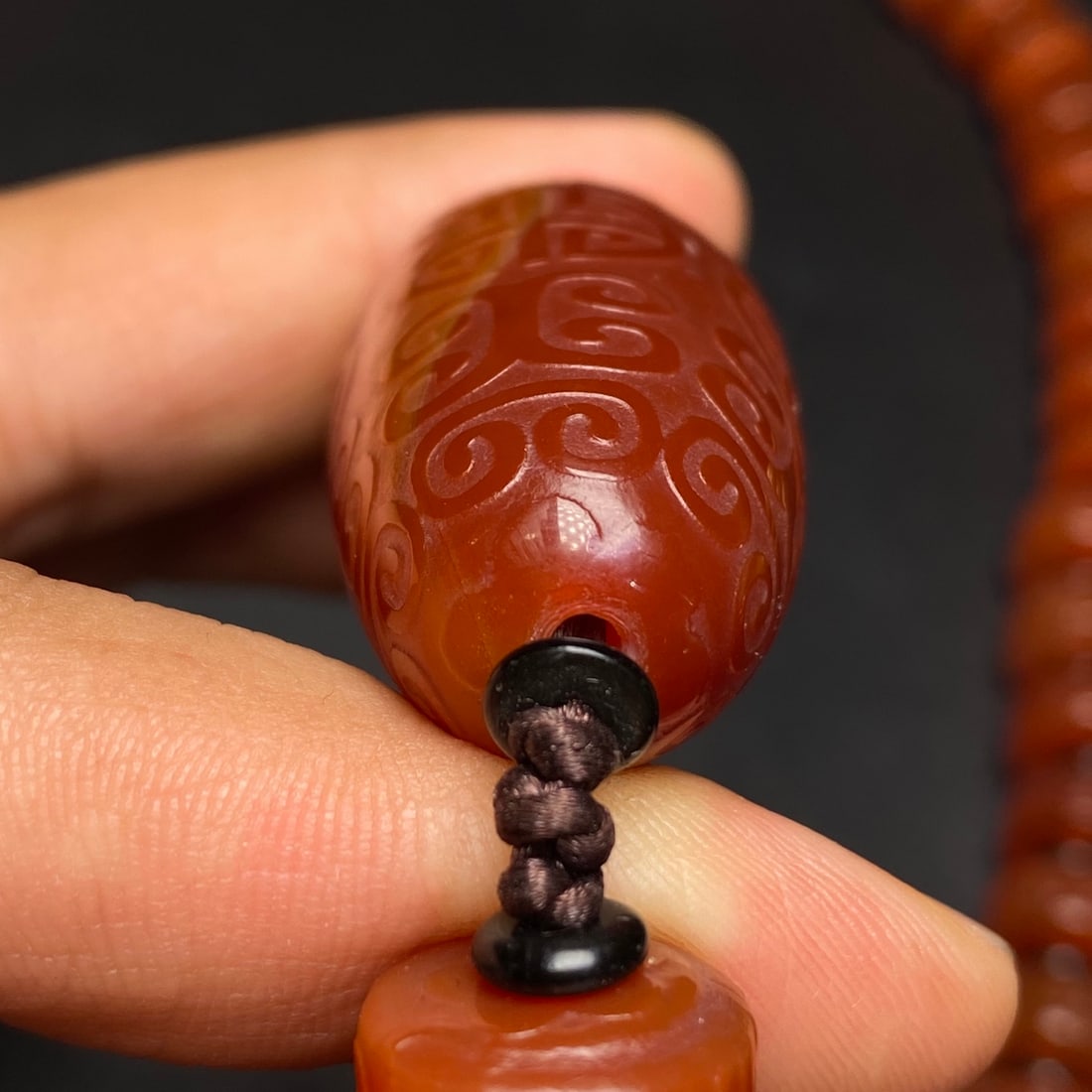 A Precious Agate Necklace - 8