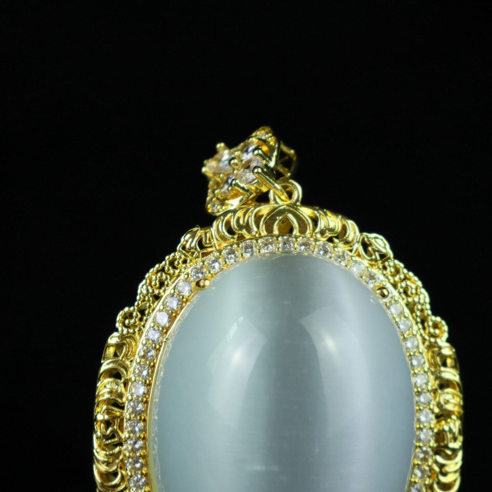 An Exquisite Pendant - 2